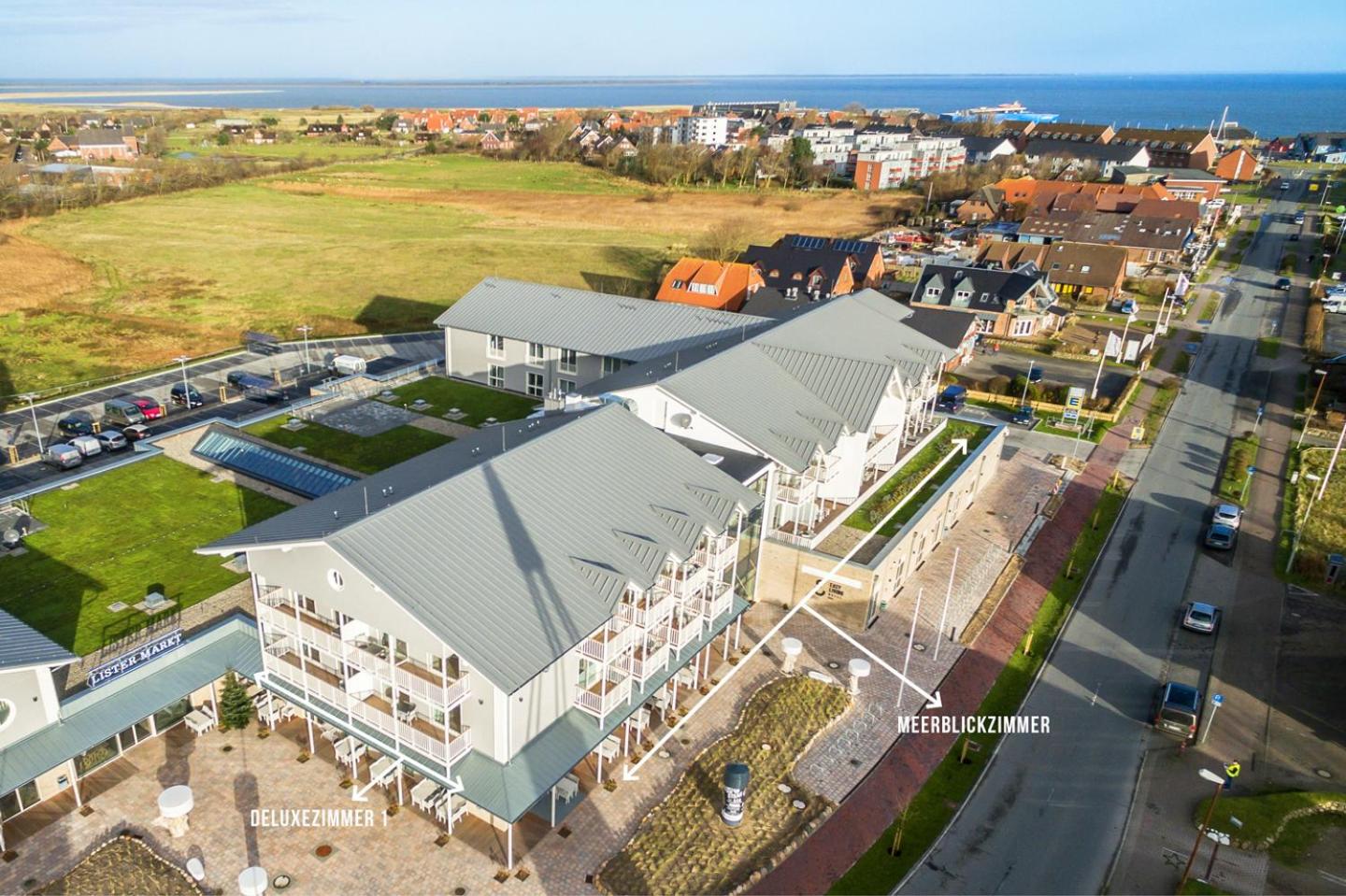 Double Room with Balcony and Sea View photo 2