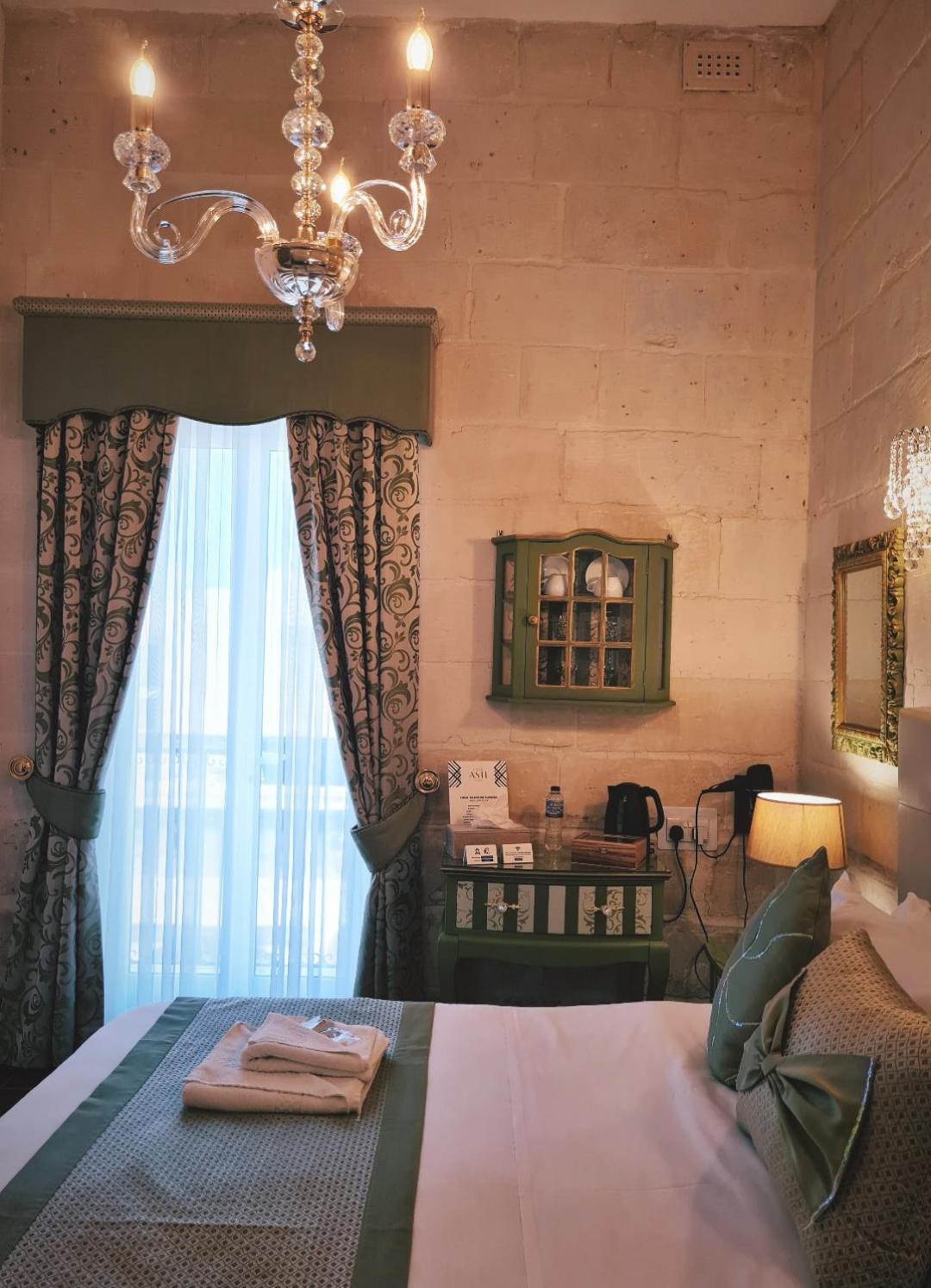 Double Room - Photo 4