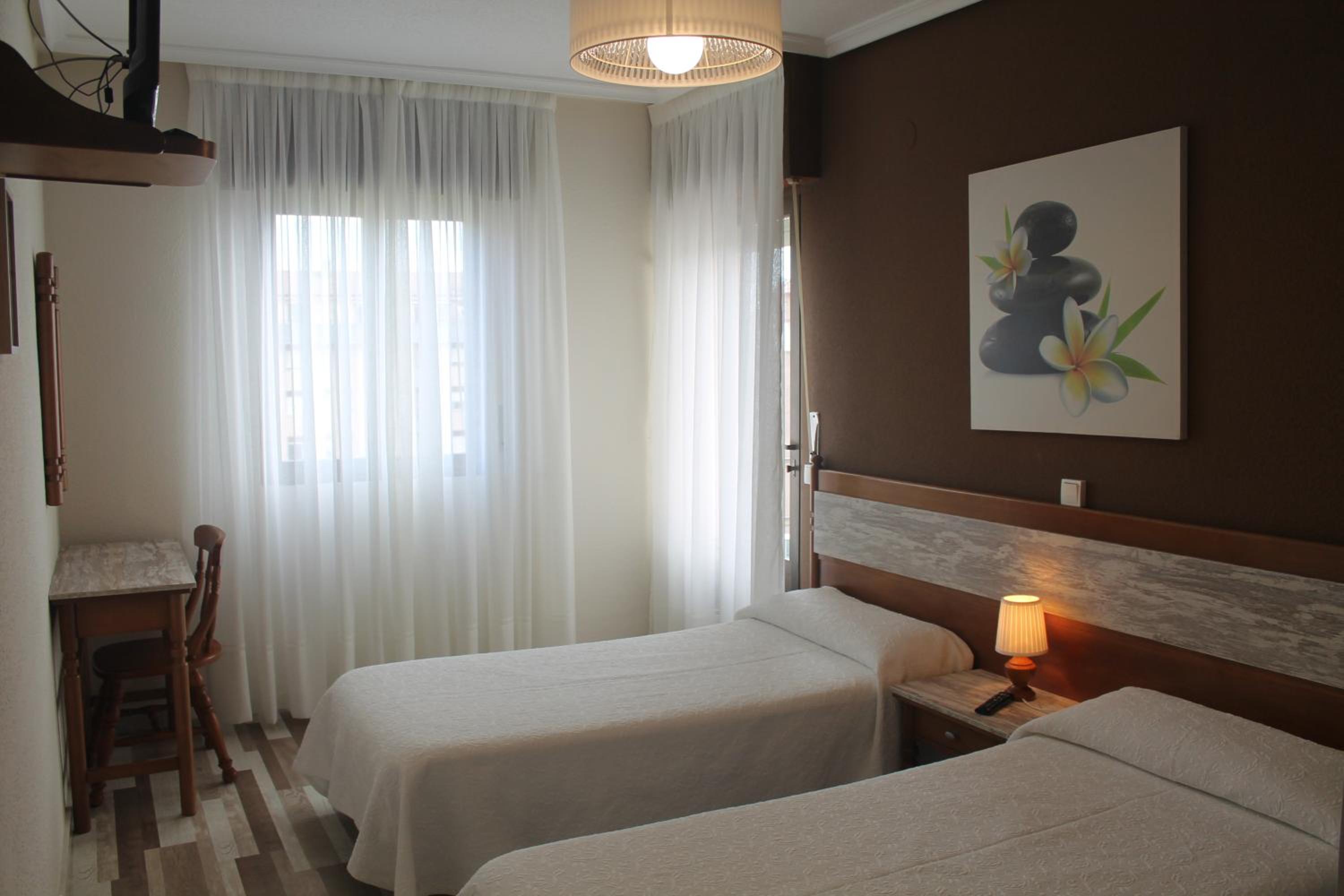 Double or Twin Room photo 2