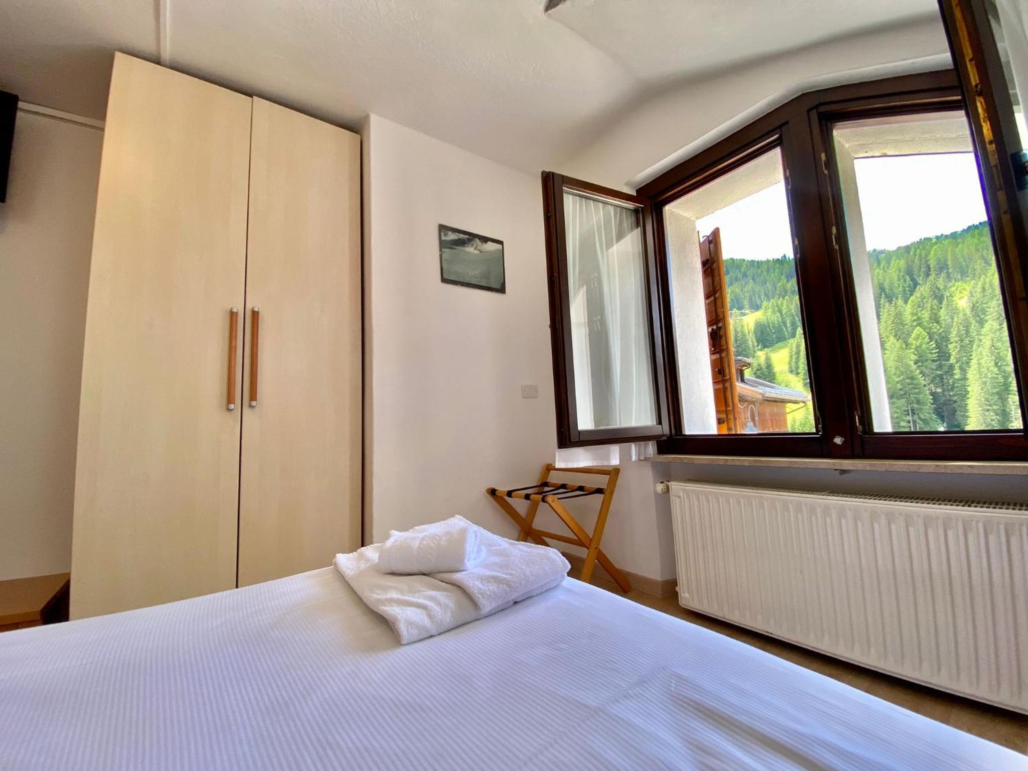 Double Room - Photo 5