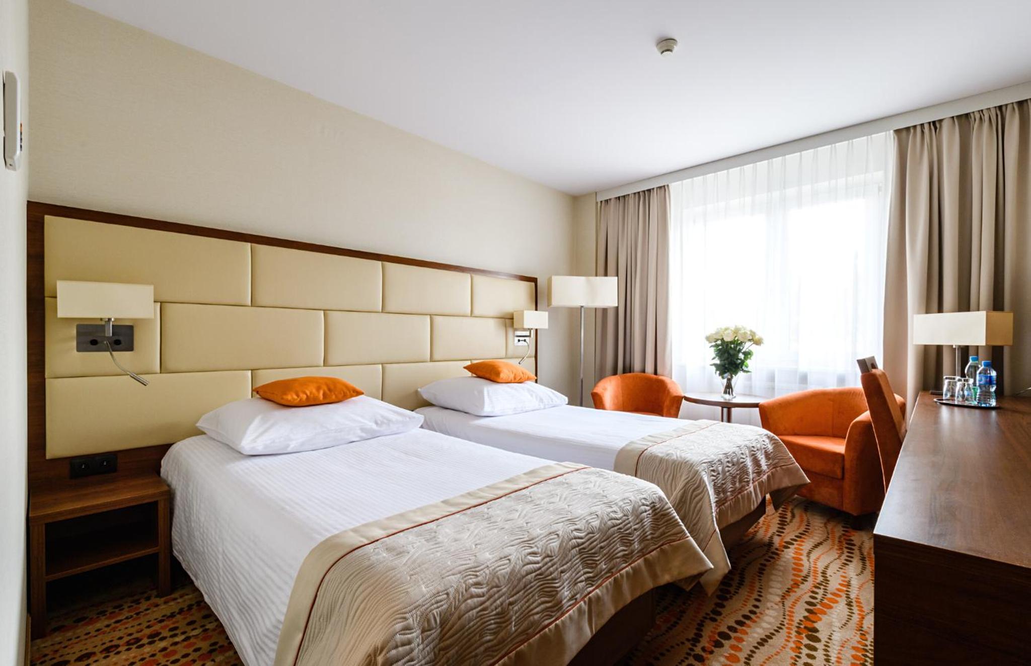 Double or Twin Room - Photo 3