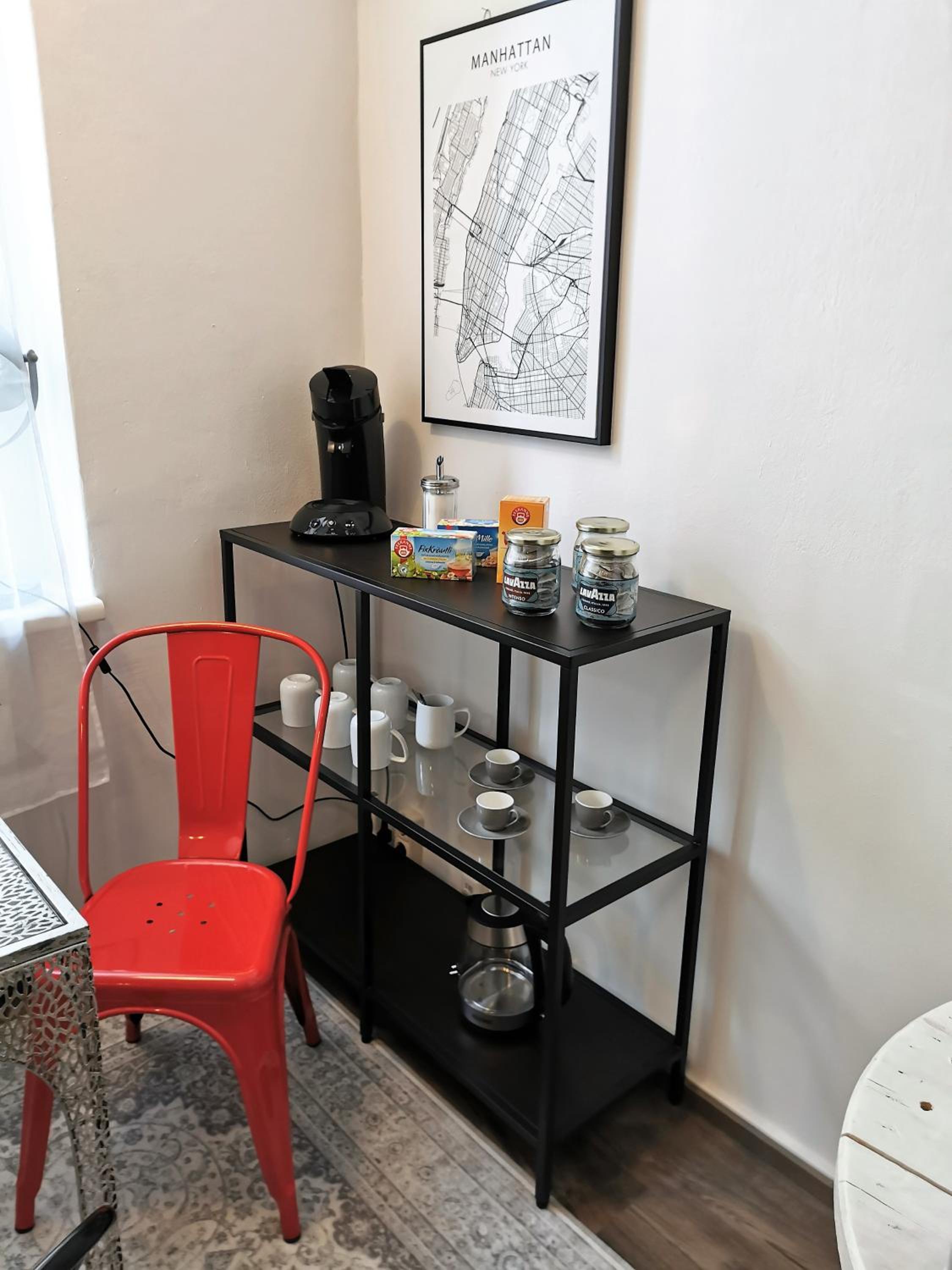 Studio Apartment - Photo 22