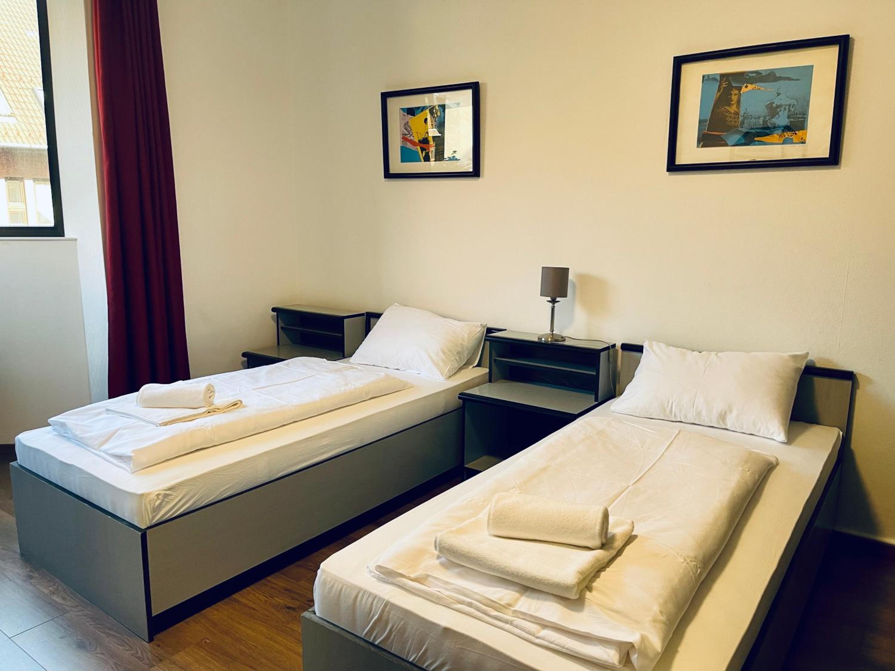 Double Room - Photo 3