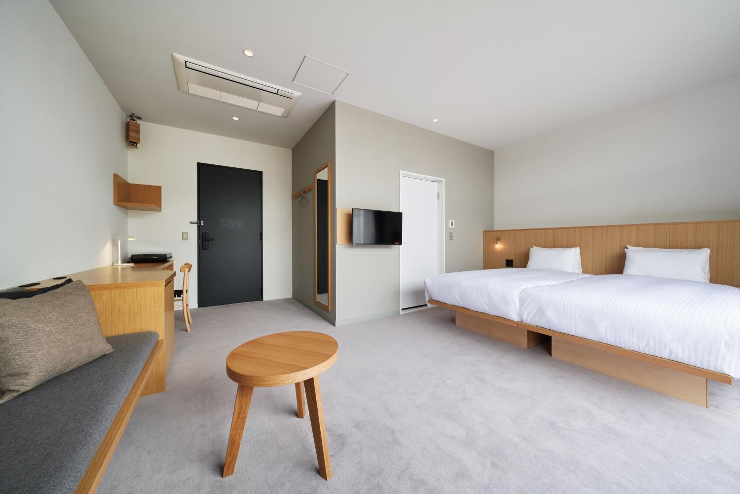 Mustard Deluxe With Extra Bed (3 People Only)