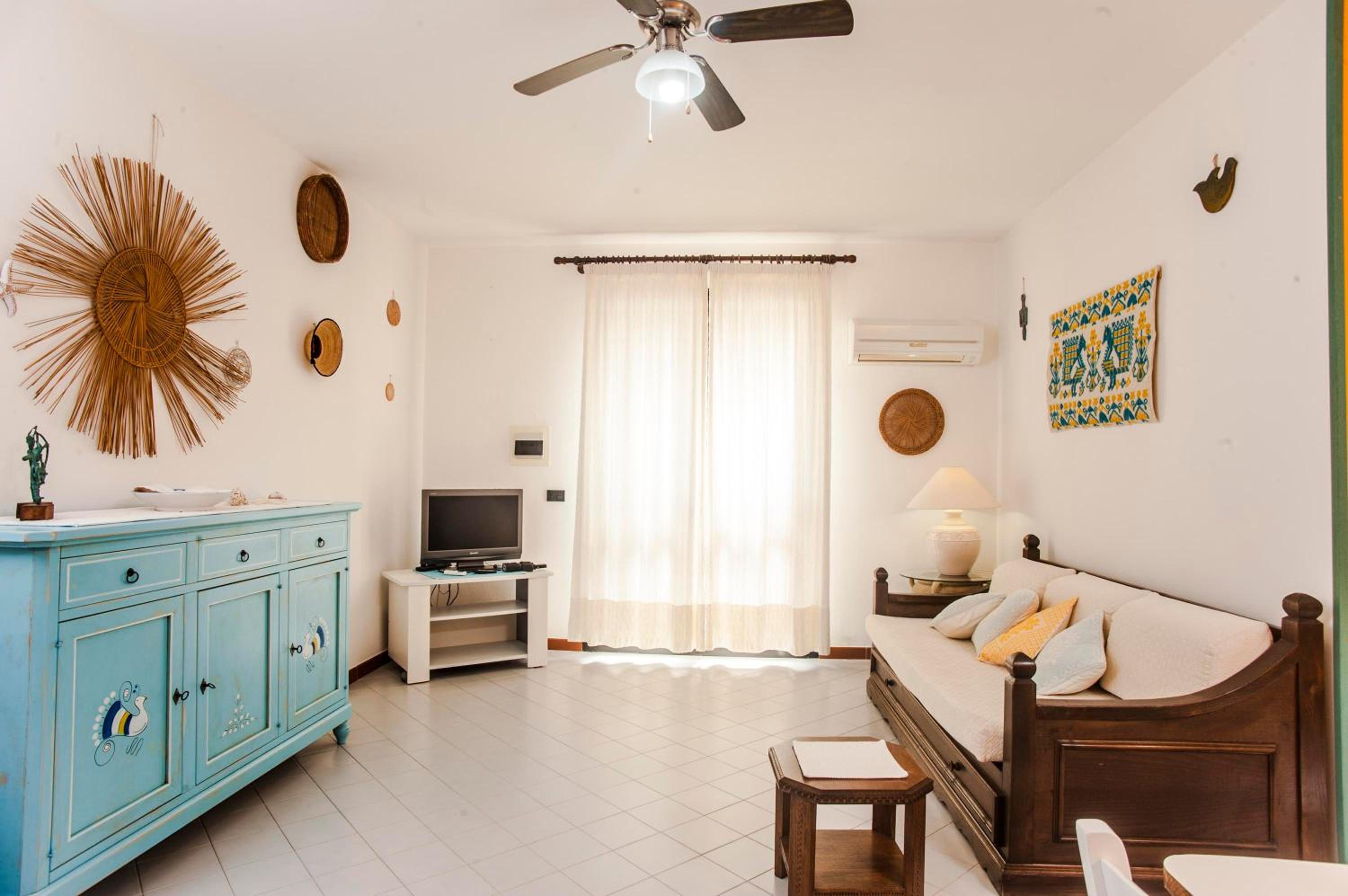 One-Bedroom Apartment with Garden