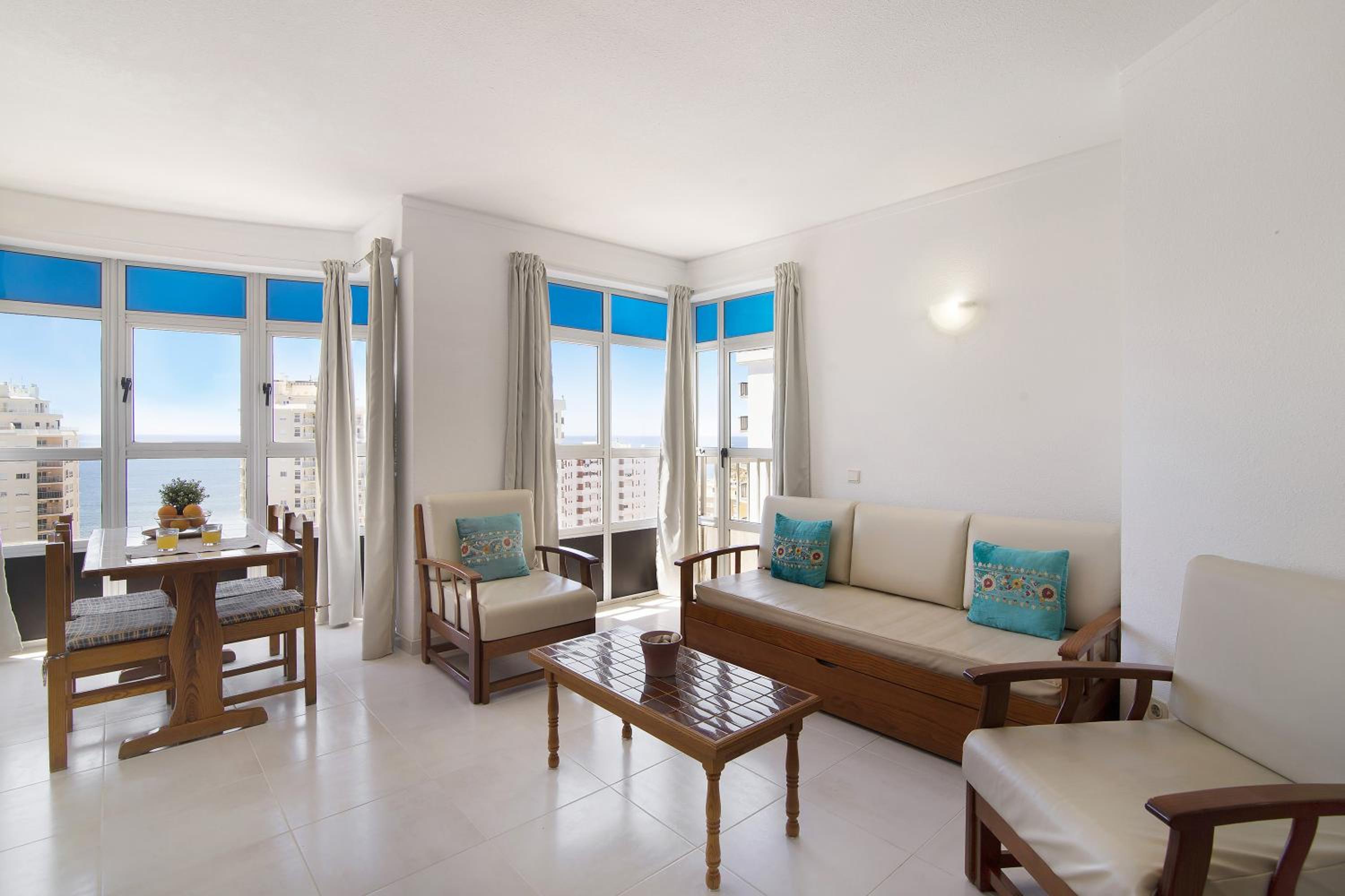 Superior One-Bedroom Apartment with Balcony