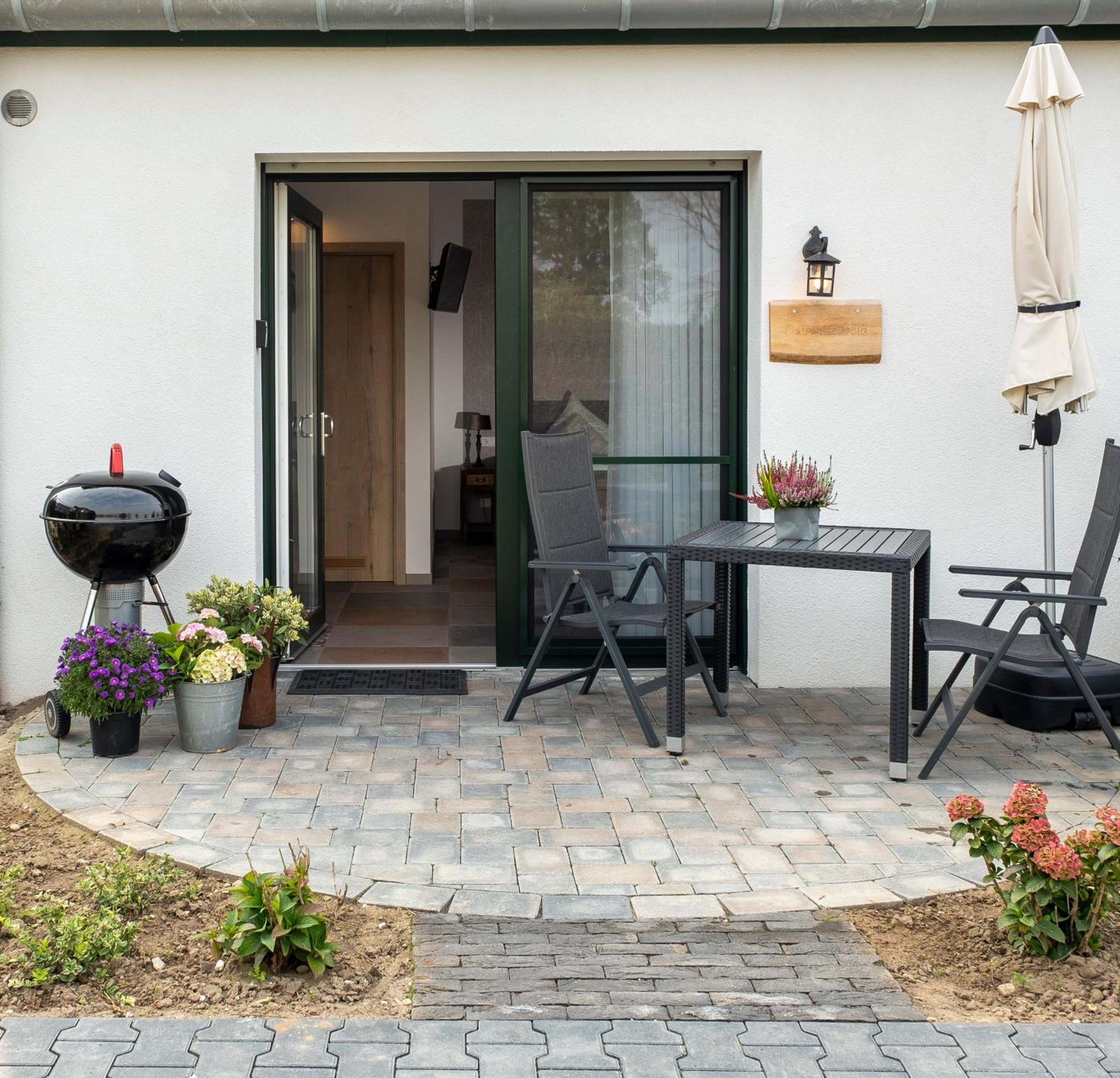 Apartment with Terrace photo 3