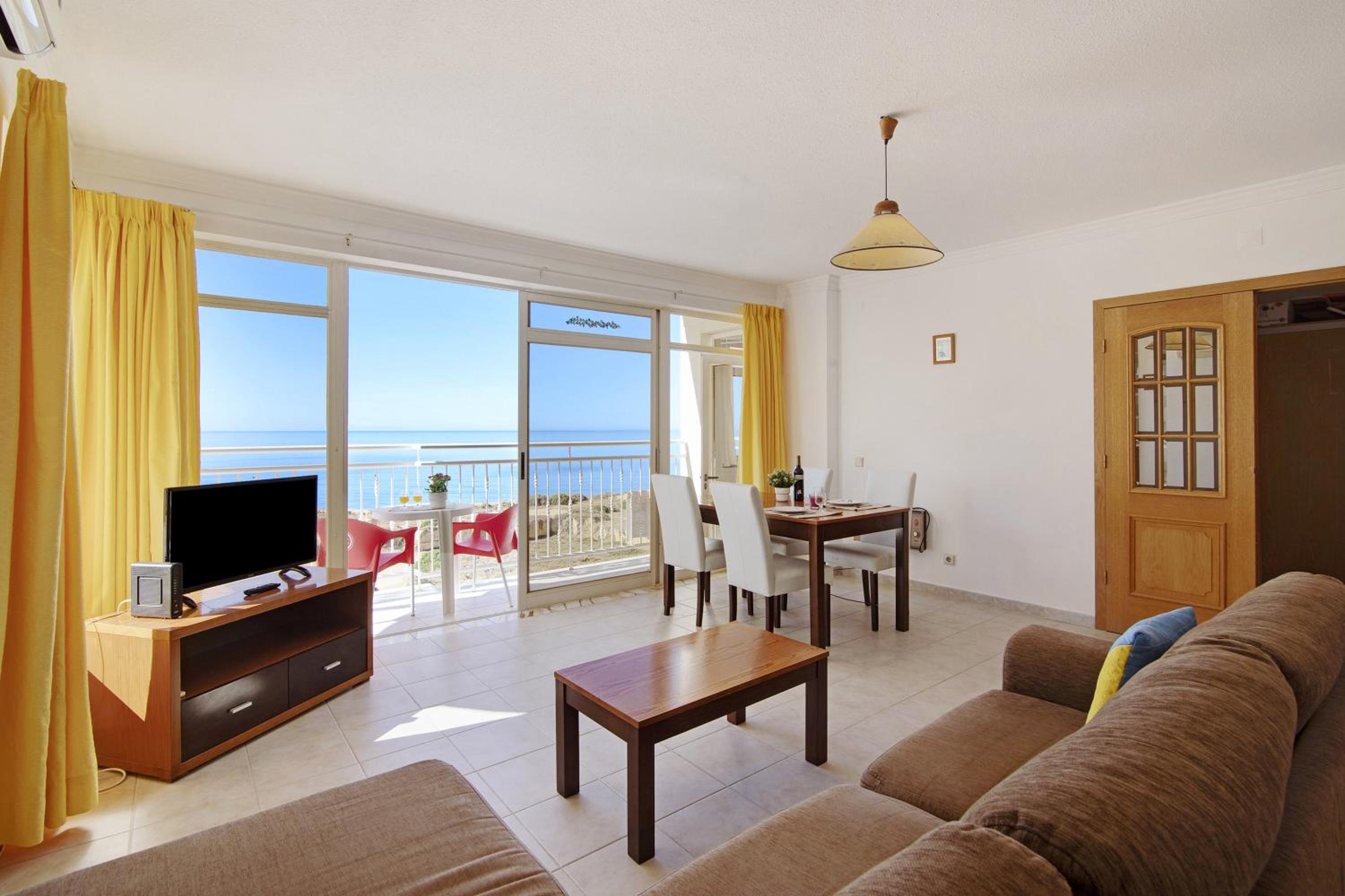 Superior One-Bedroom Apartment with Balcony