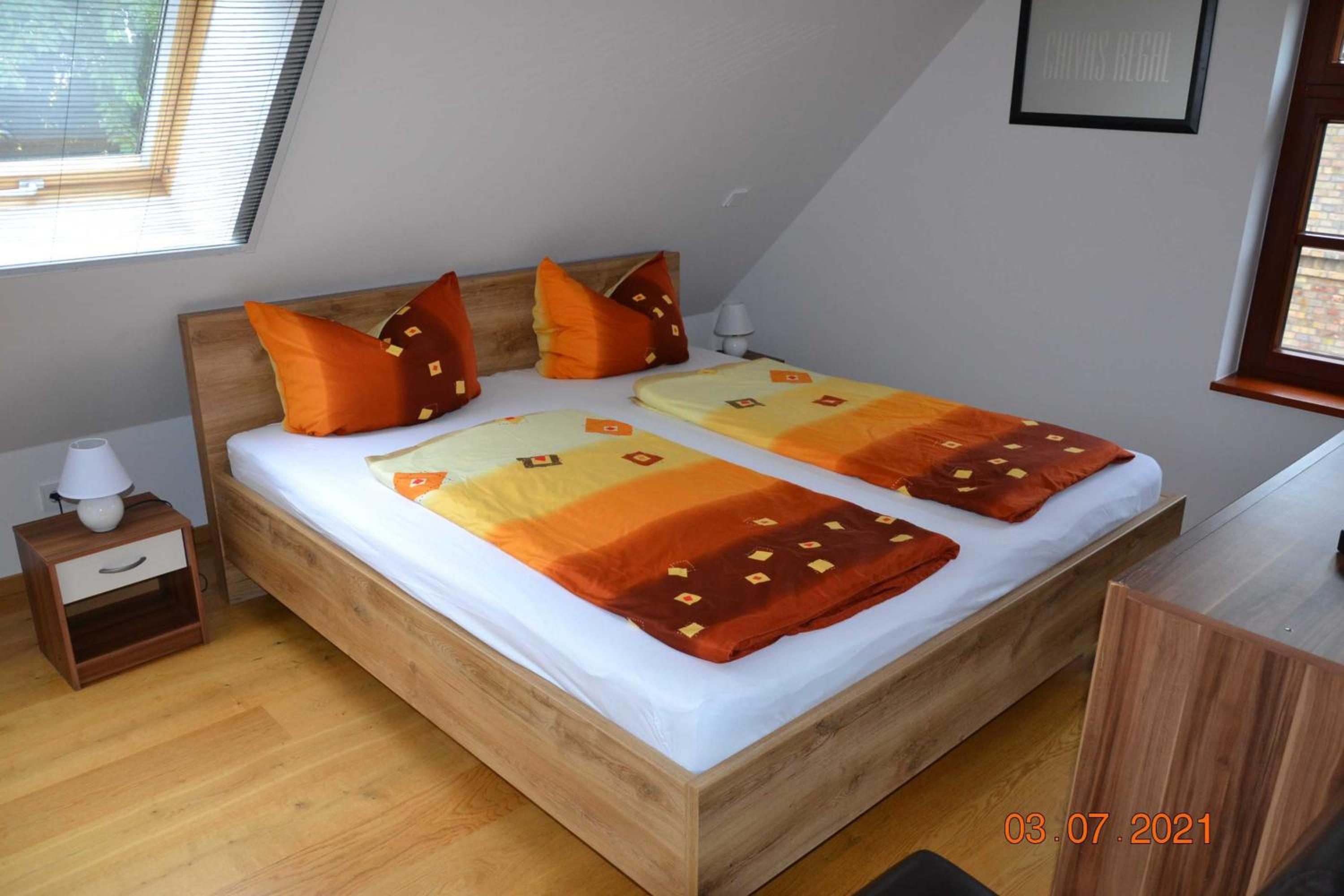 Two-Bedroom Apartment with Shower  photo 2