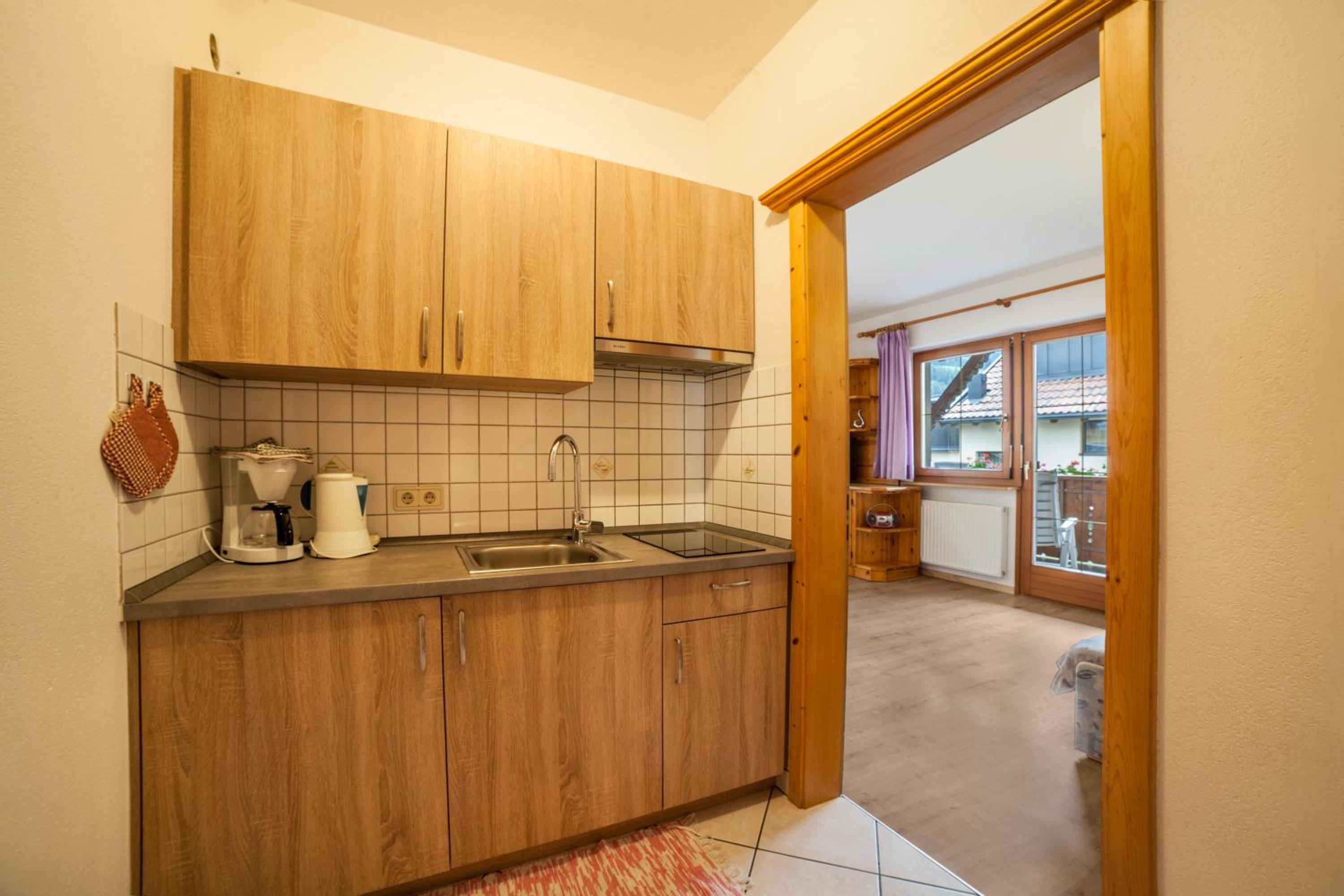 Superior One-Bedroom Apartment with Balcony - Photo 14