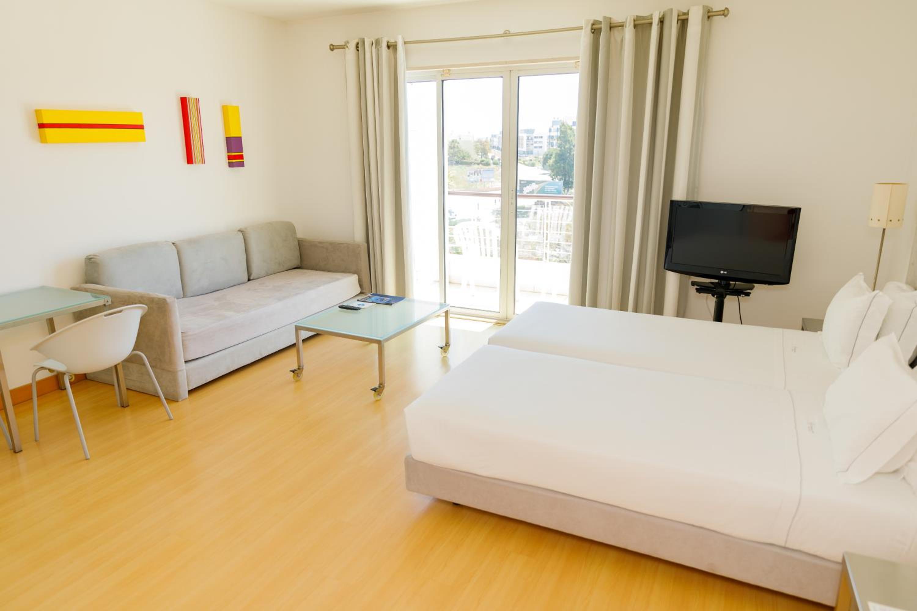 Standard Studio with Land View - Photo 3