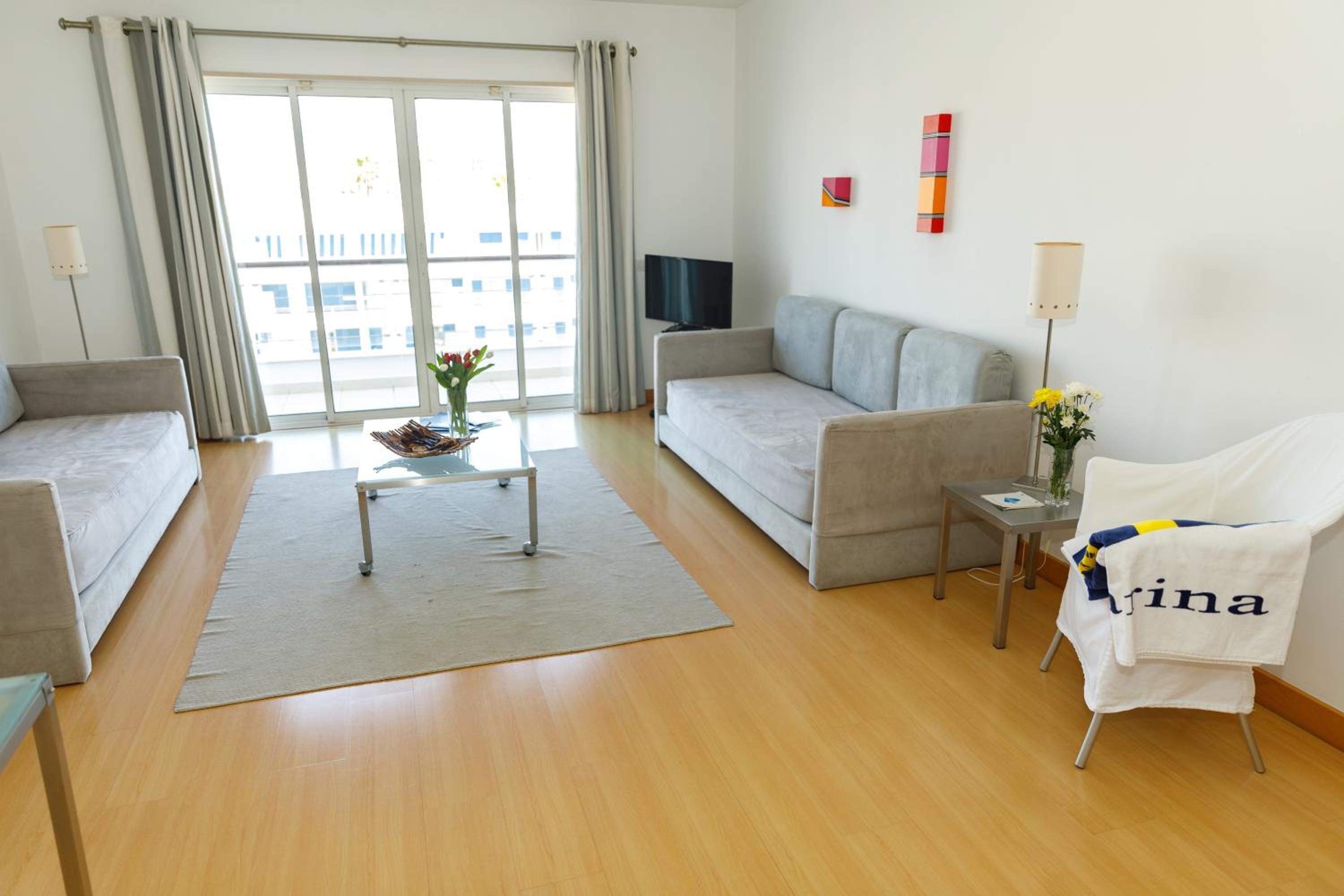 One-Bedroom Suite with Marina or Pool View (1-4 Adults) - Photo 9