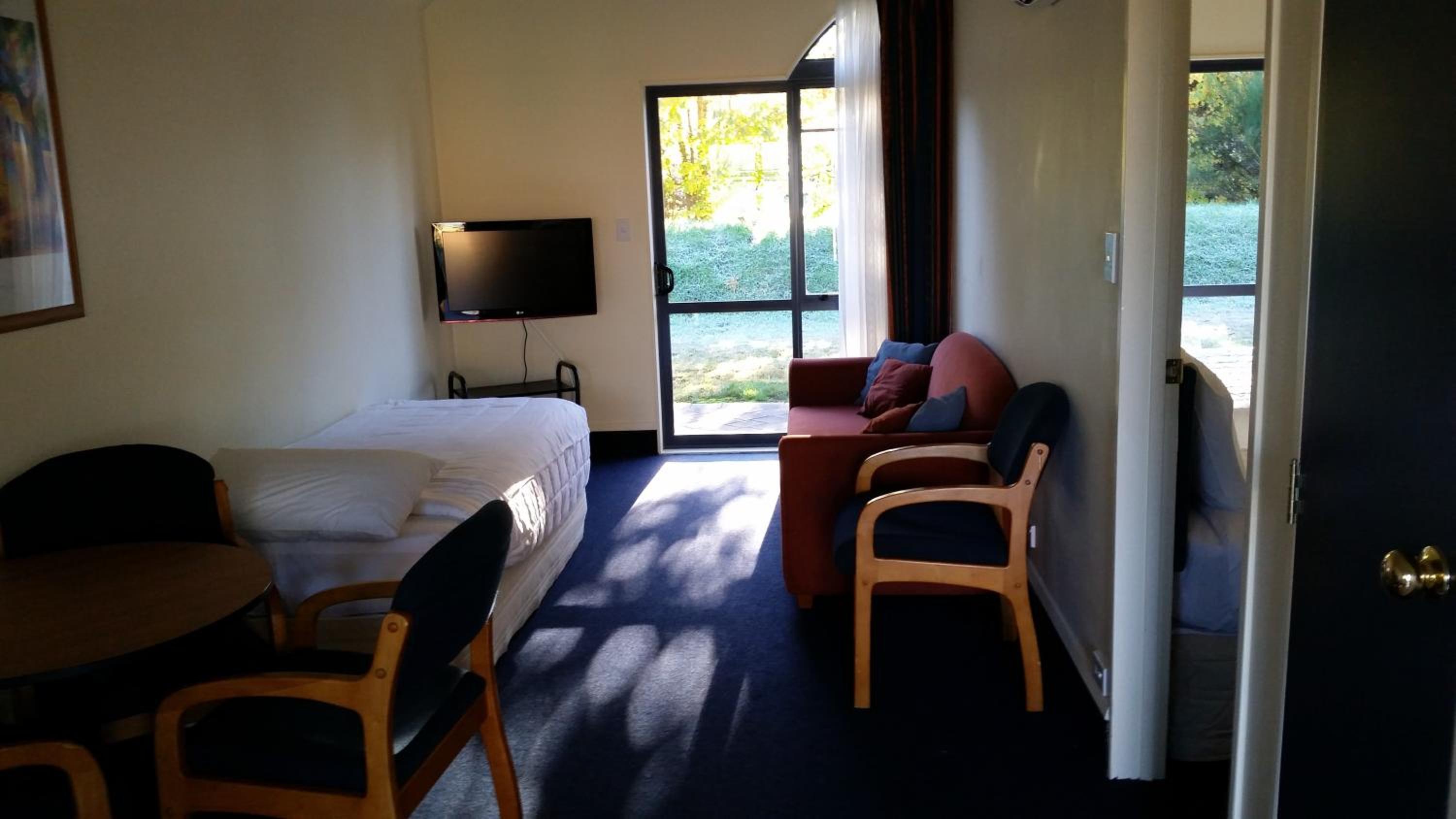 Apartment - Ground Floor photo 3
