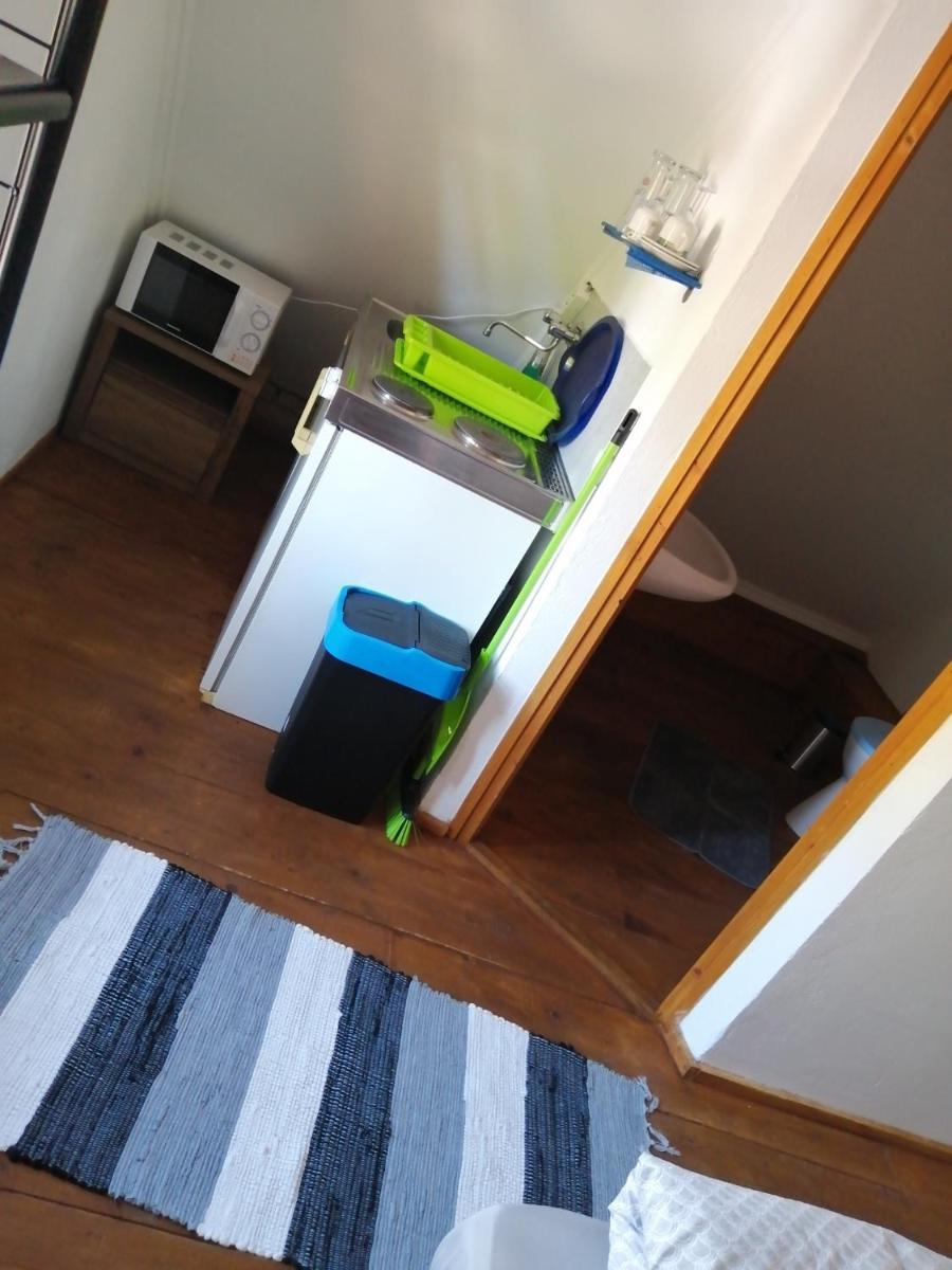 One-Bedroom Apartment photo 3