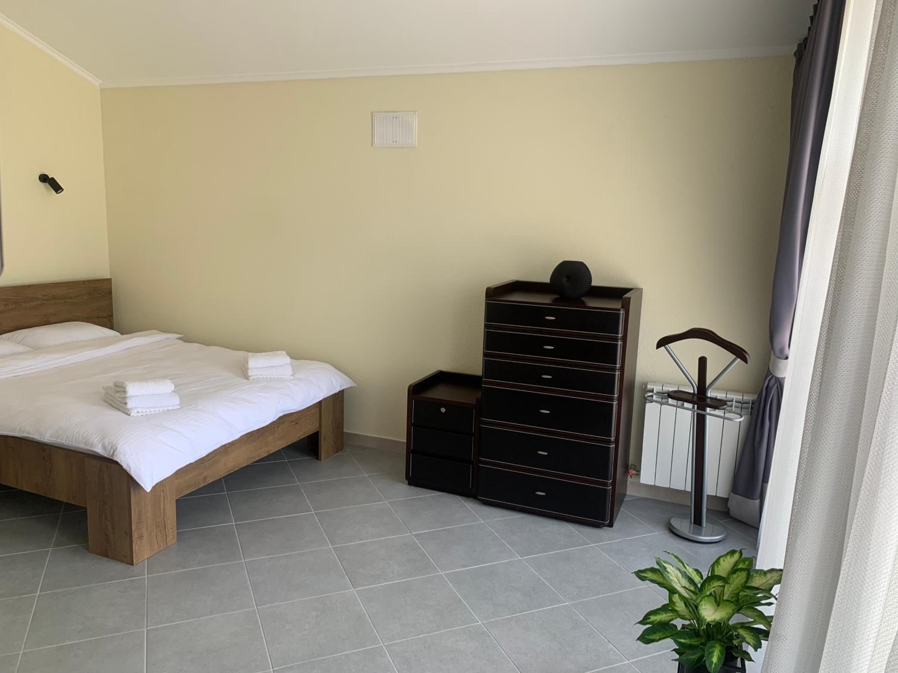 Large Double Room