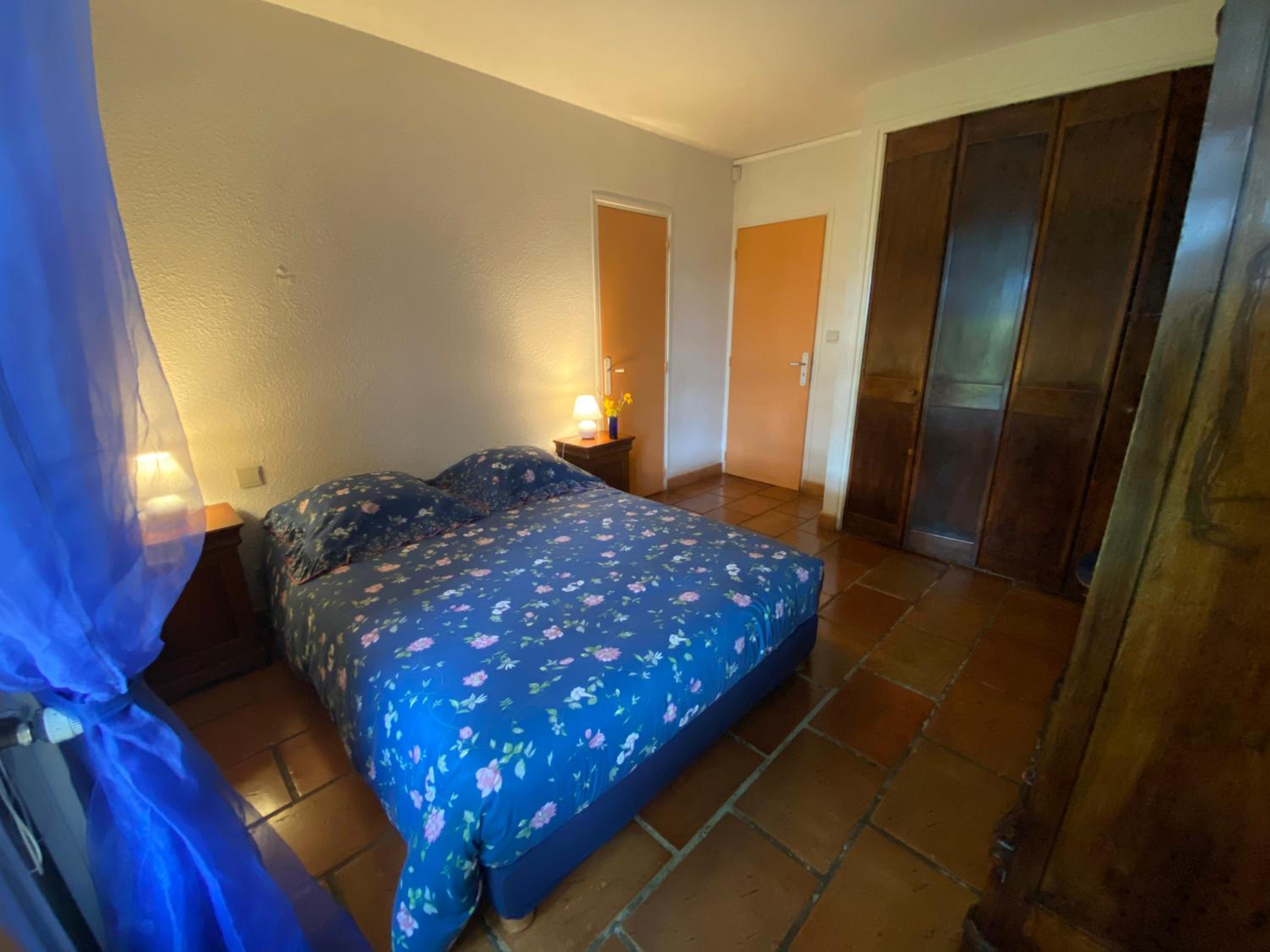 Double Room with Private Bathroom photo 3