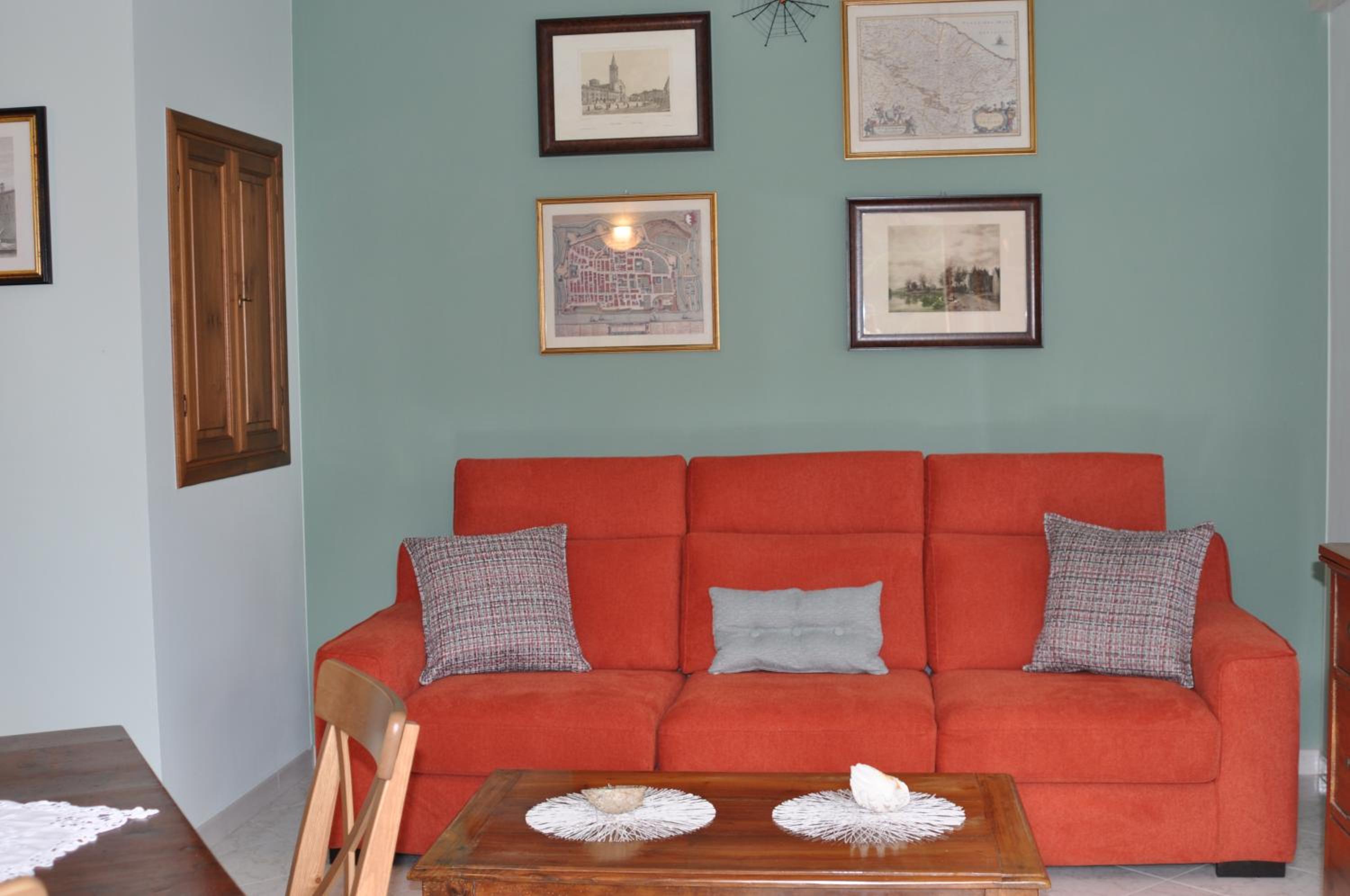 Two-Bedroom Apartment - Photo 23