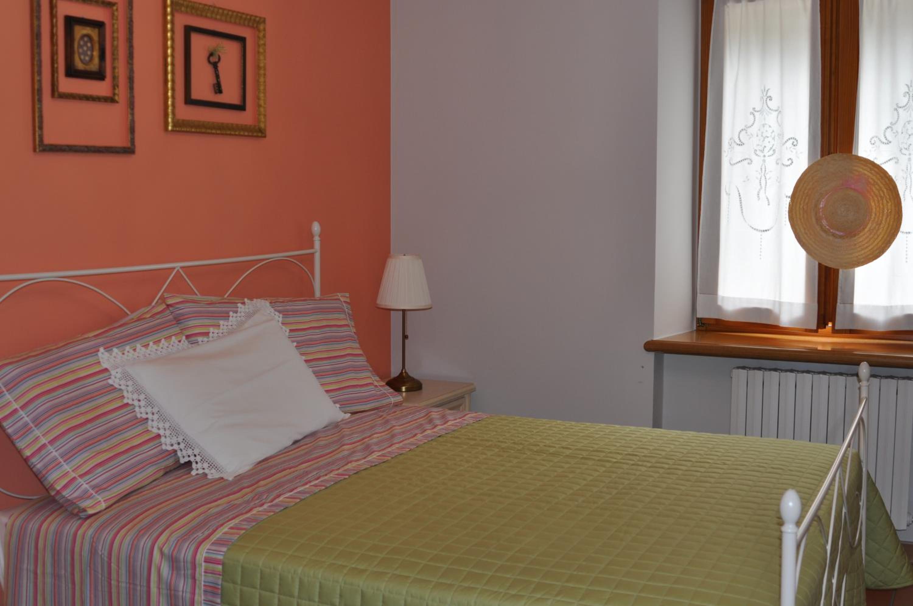 Two-Bedroom Apartment - Photo 29