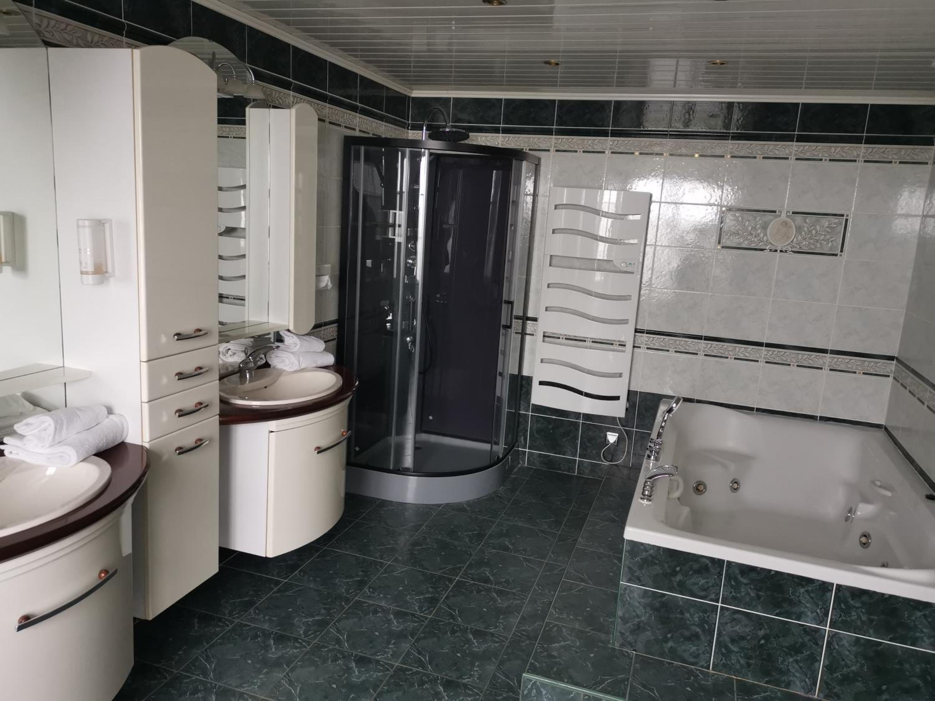 Family Suite photo 2