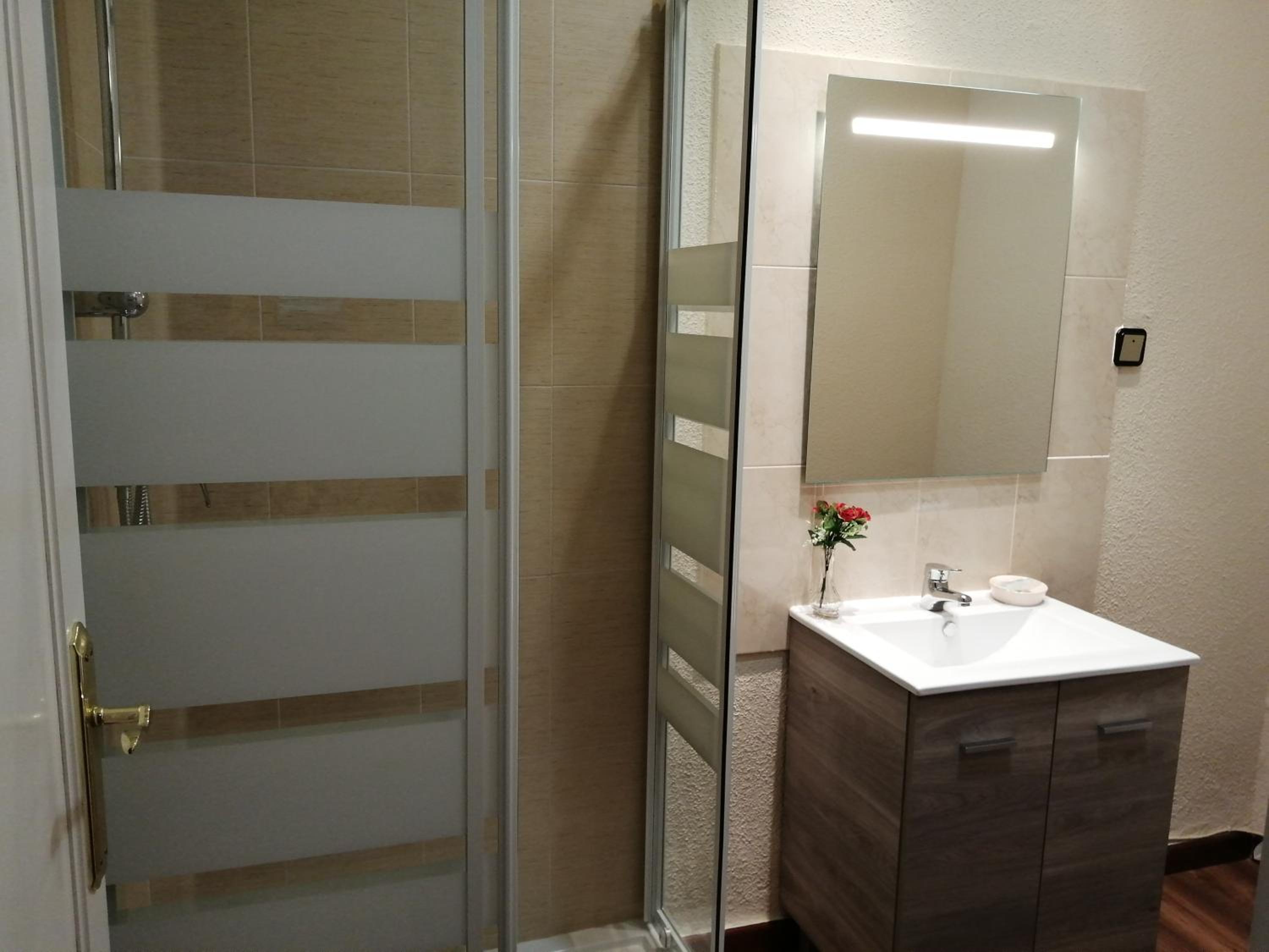 Single Room photo 3