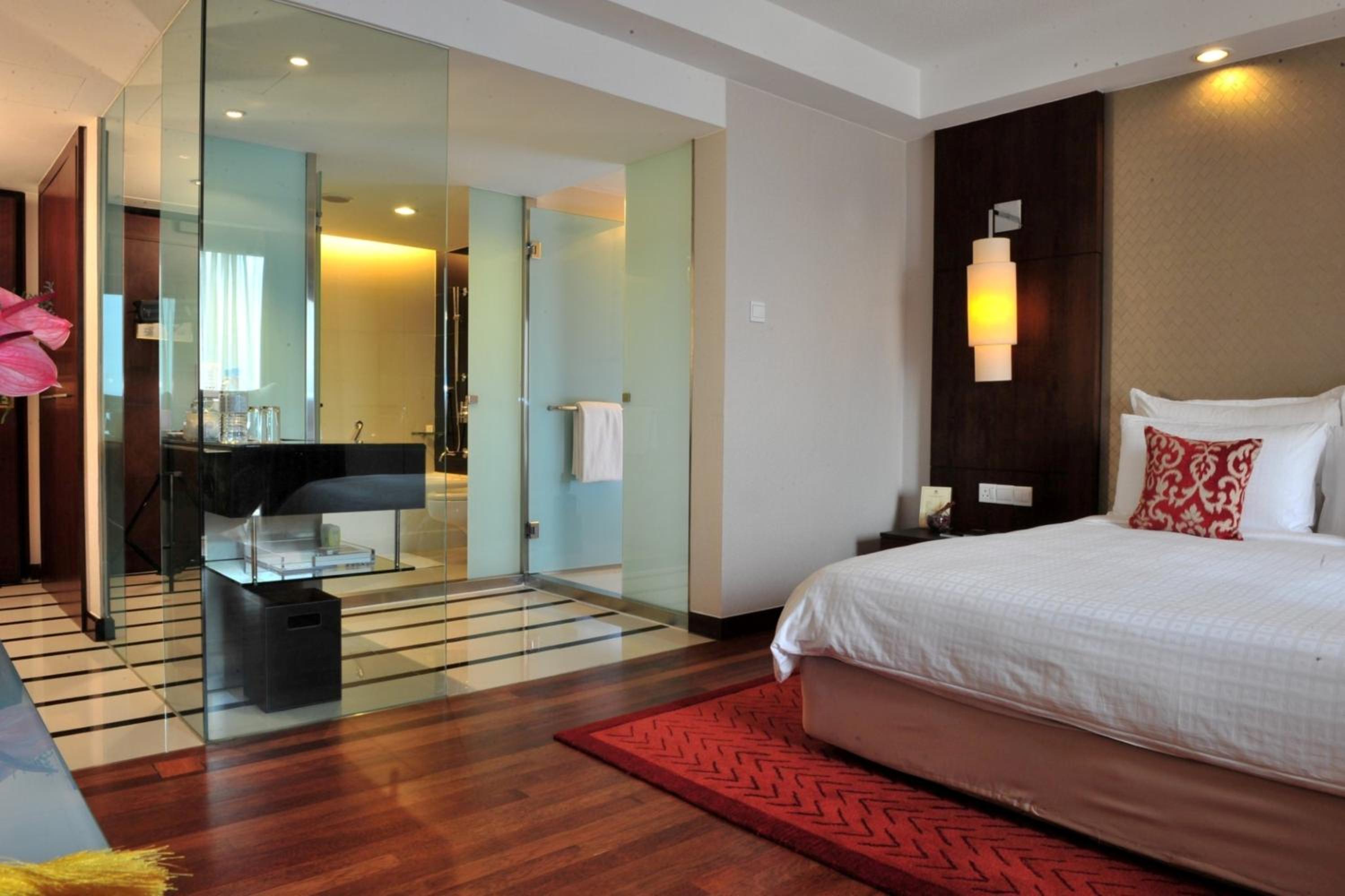 Premier Deluxe King Room Premier Deluxe King Room
