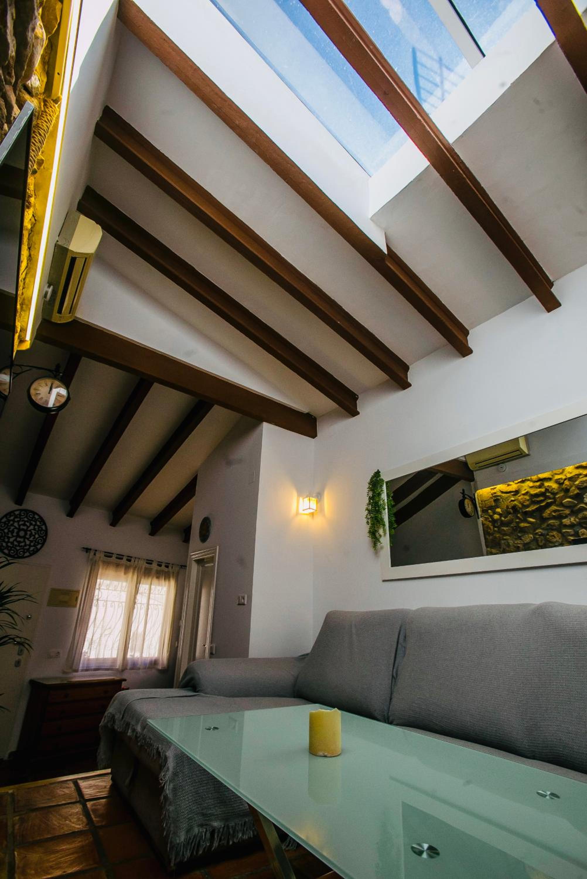 One-Bedroom House - Photo 33