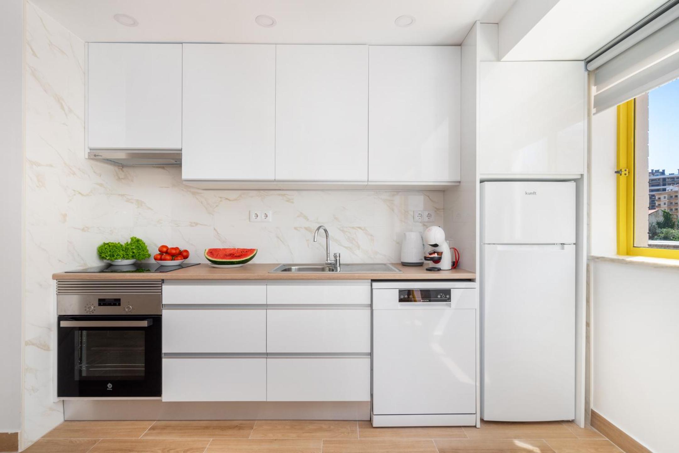 One-Bedroom Apartment - Photo 16