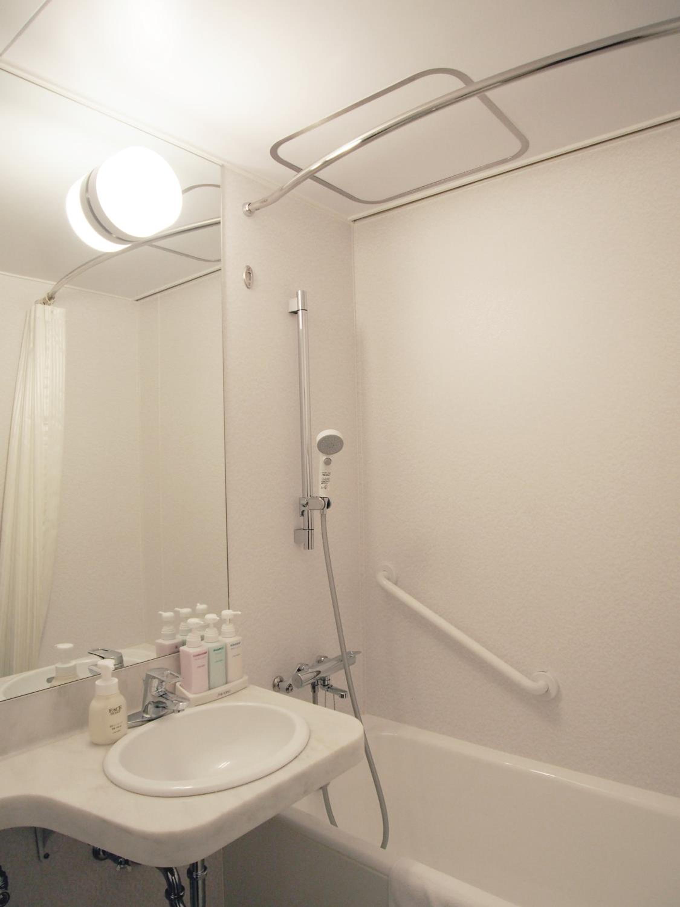 Double Room - Non-Smoking  - Photo 3