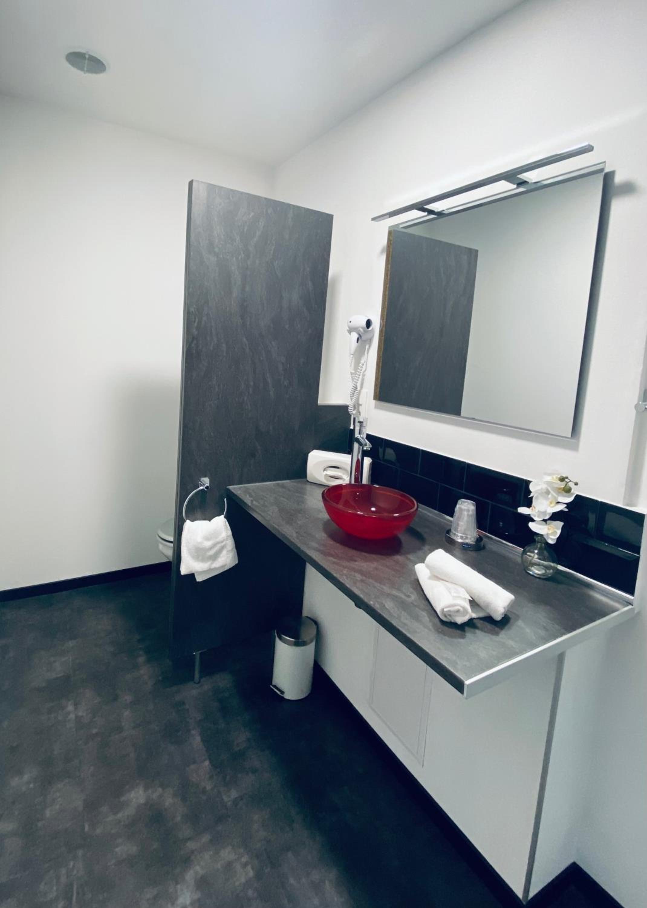 Triple Room - Photo 8