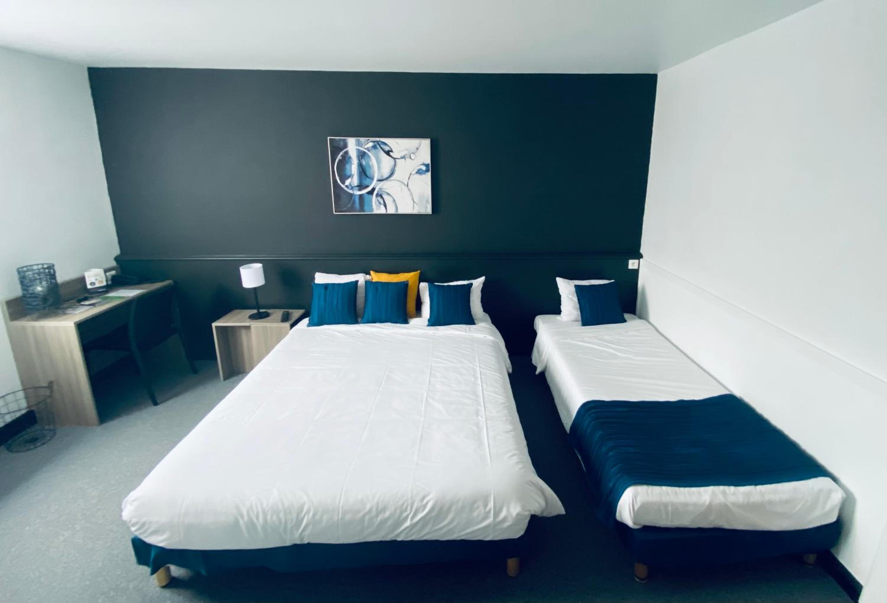 Triple Room - Photo 6