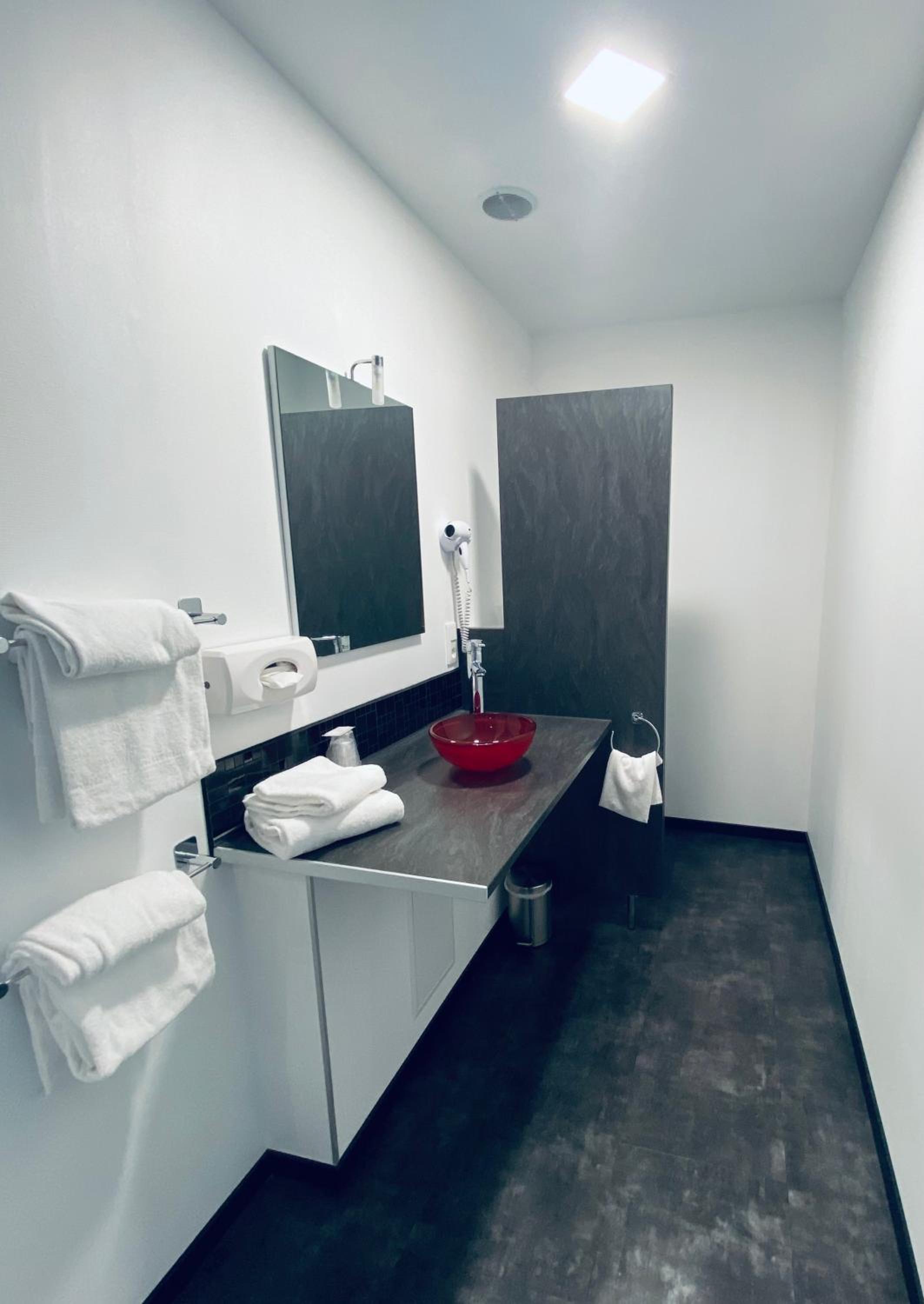 Double Room - Photo 11
