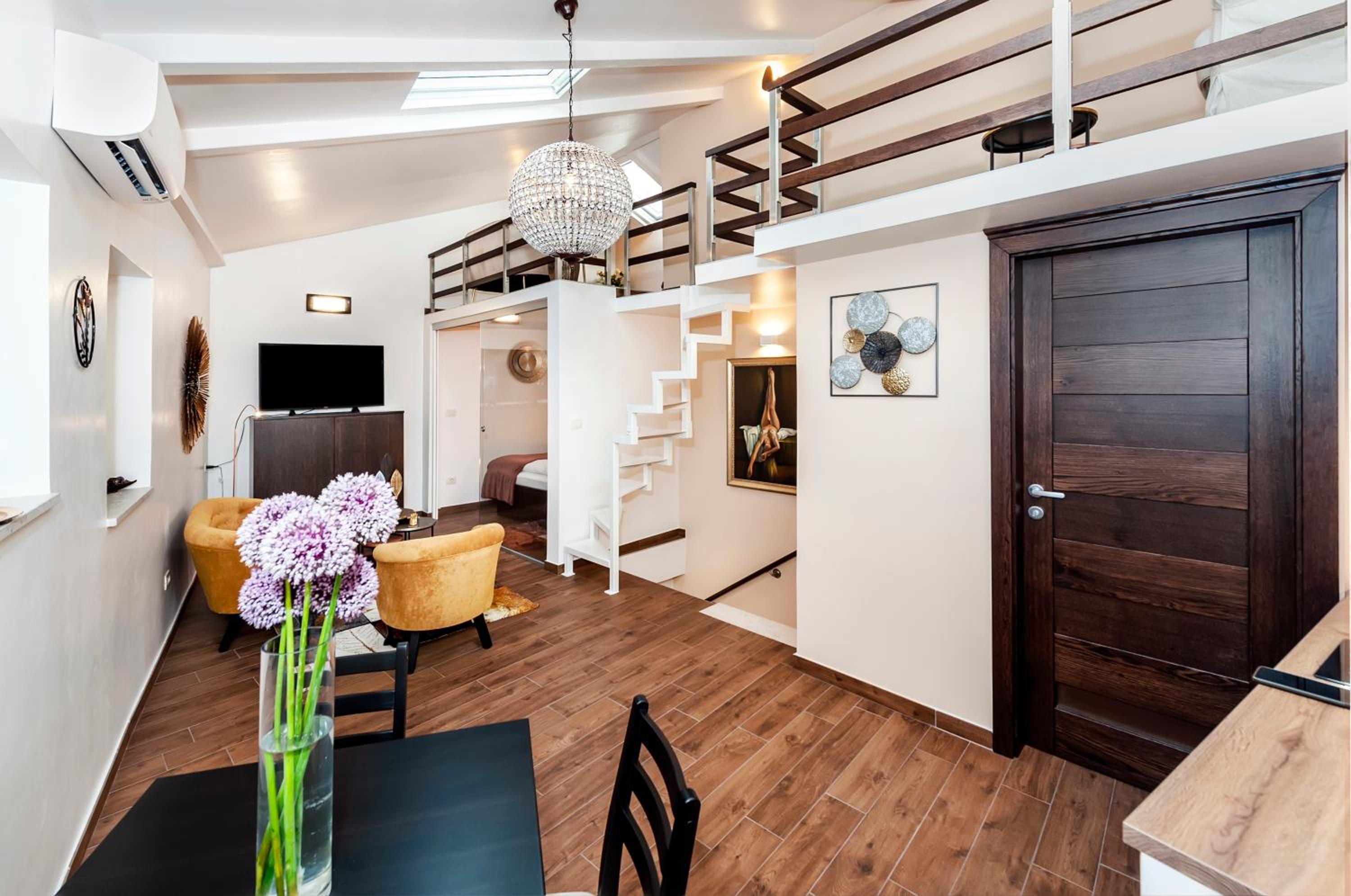 Superior Apartment - Photo 9