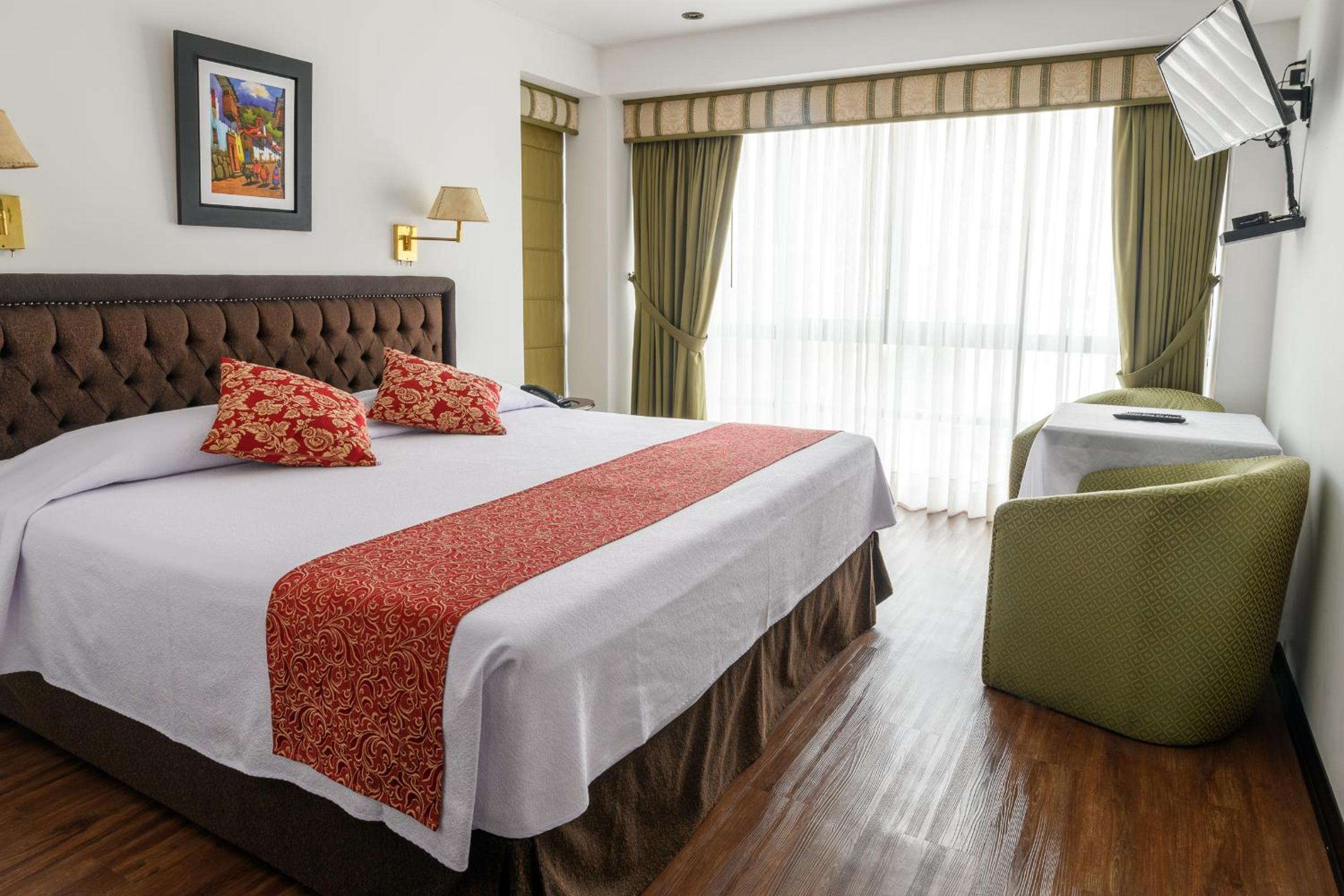 Double Room With Private Bathroom photo 1