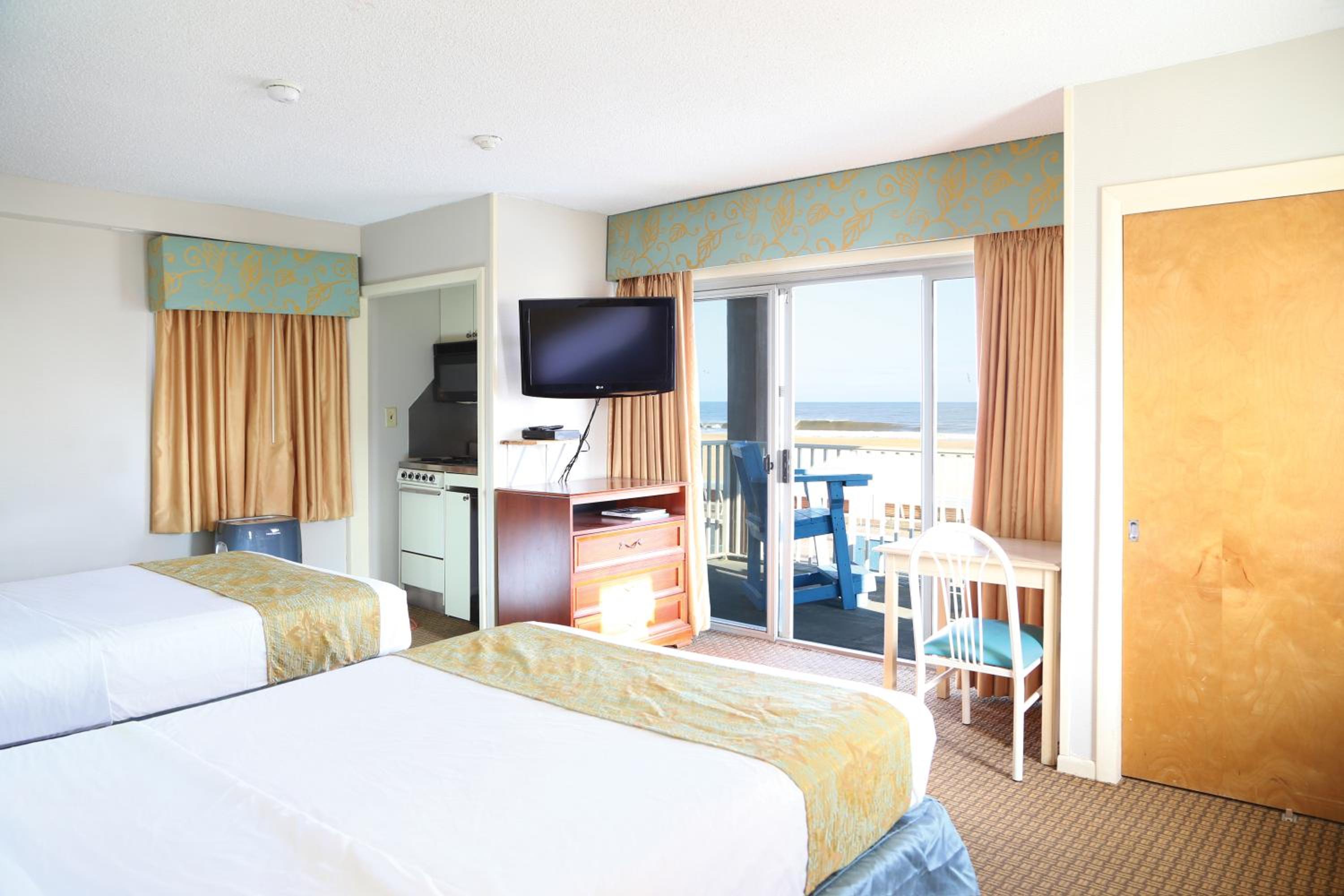 Standard Room With Two Queen Beds Oceanfront