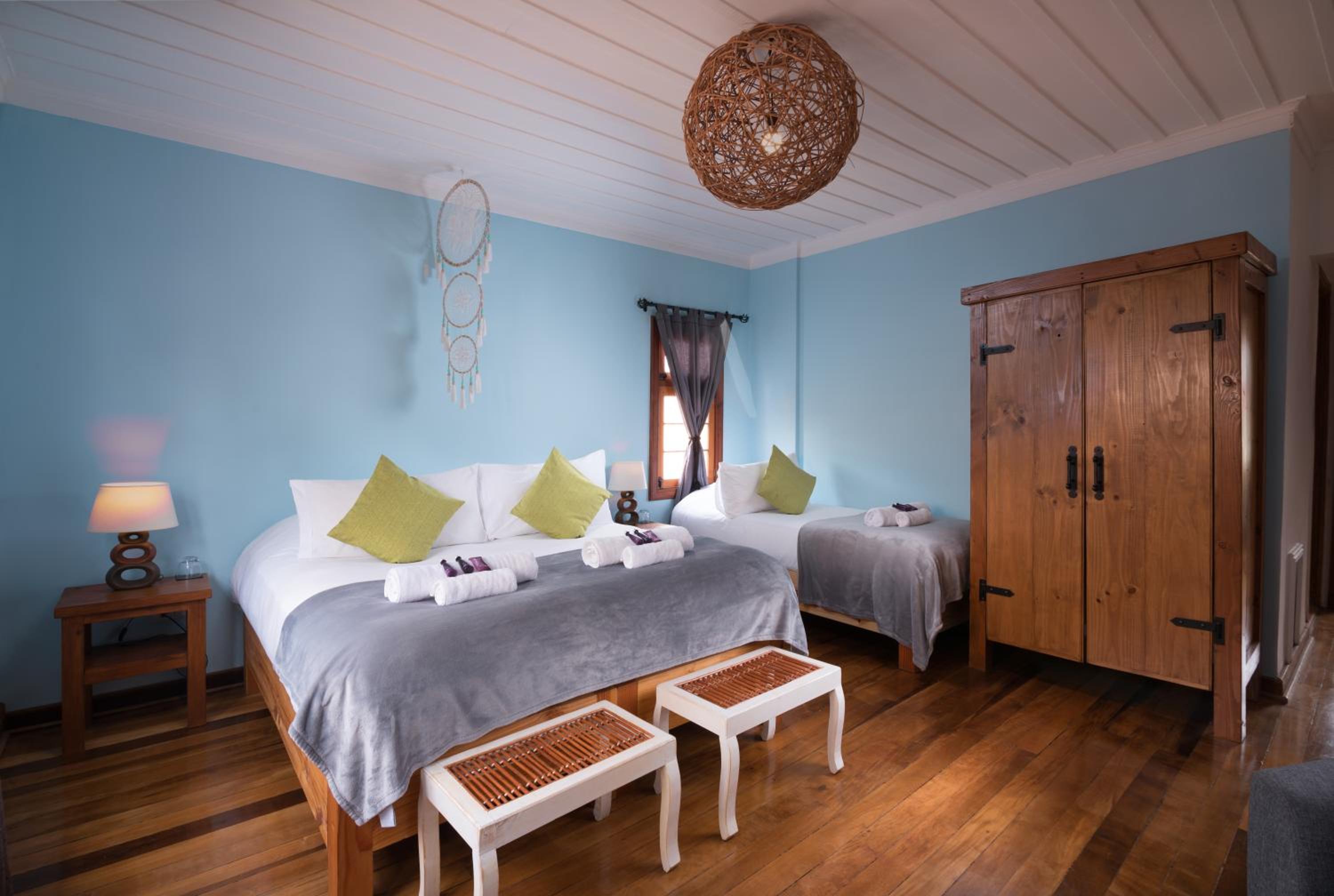 Superior Triple Room photo 2