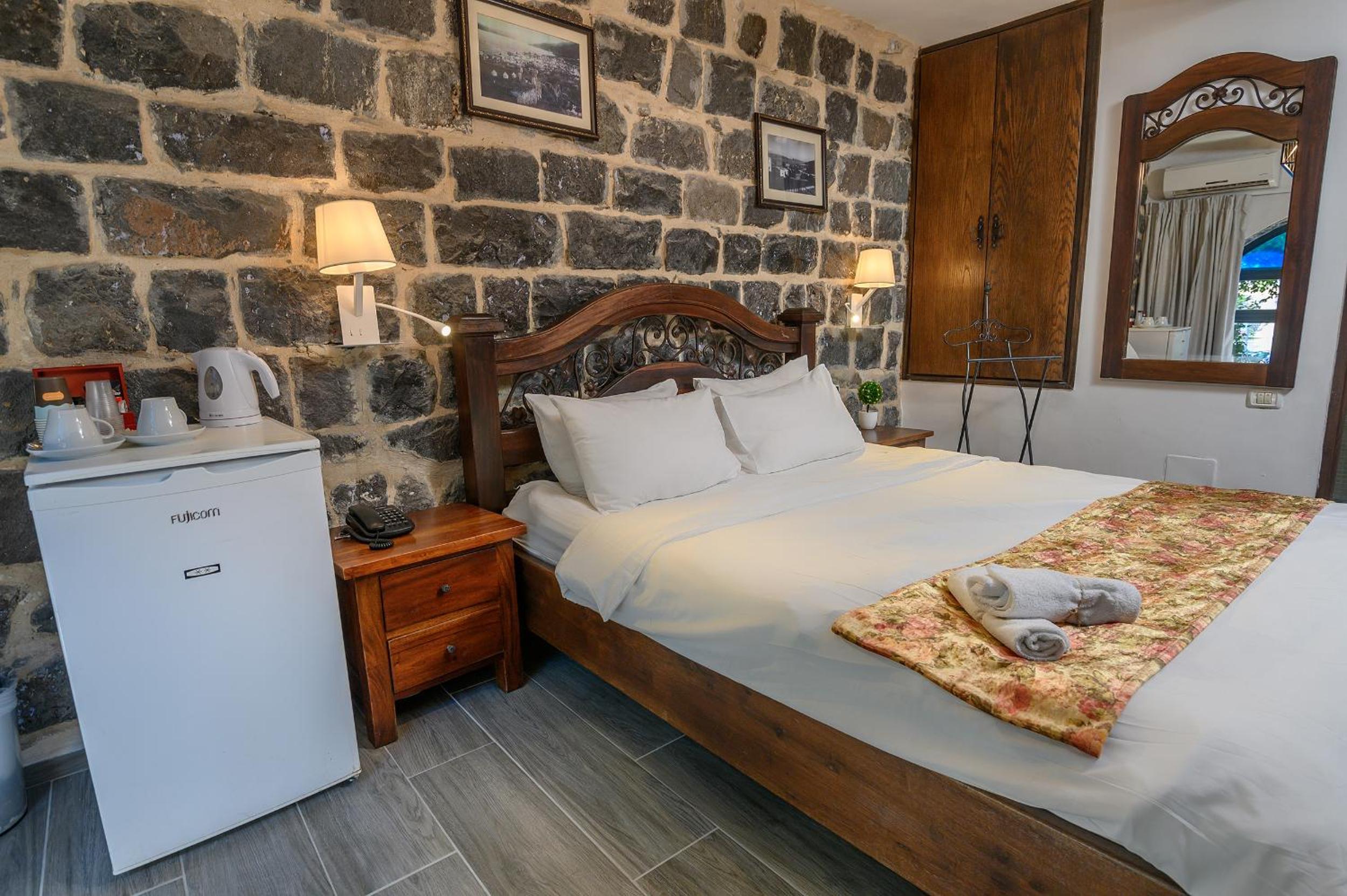 Double Room - Photo 6
