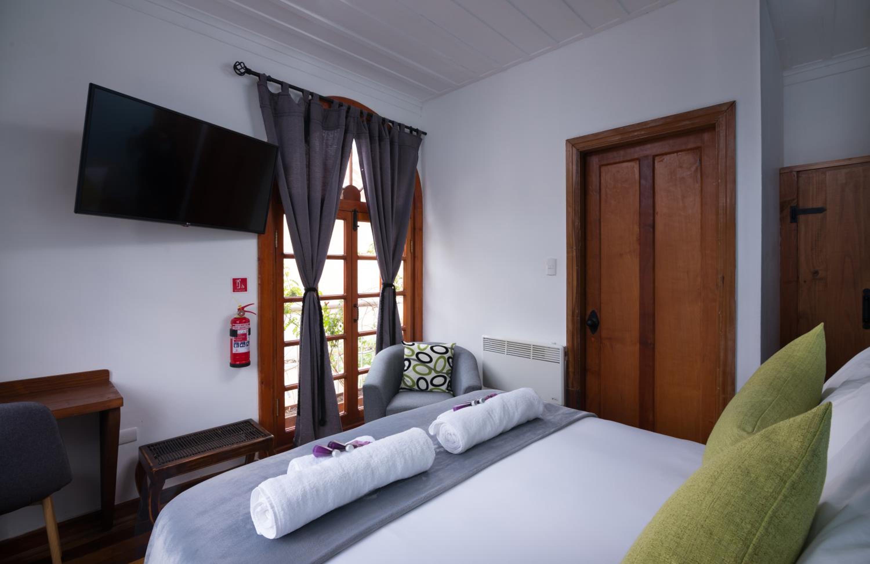Superior Queen Room photo 2