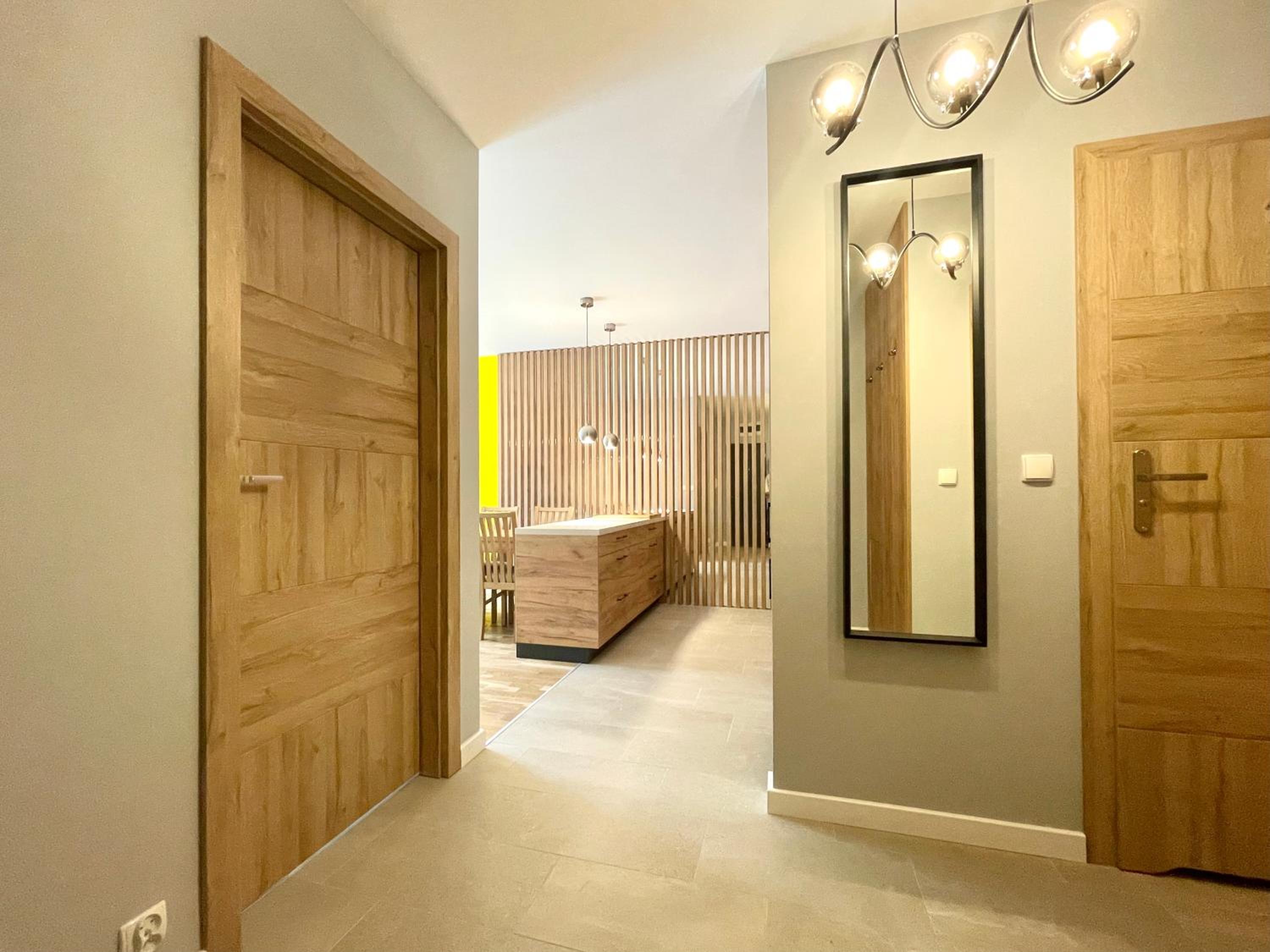 One-Bedroom Apartment - Photo 6
