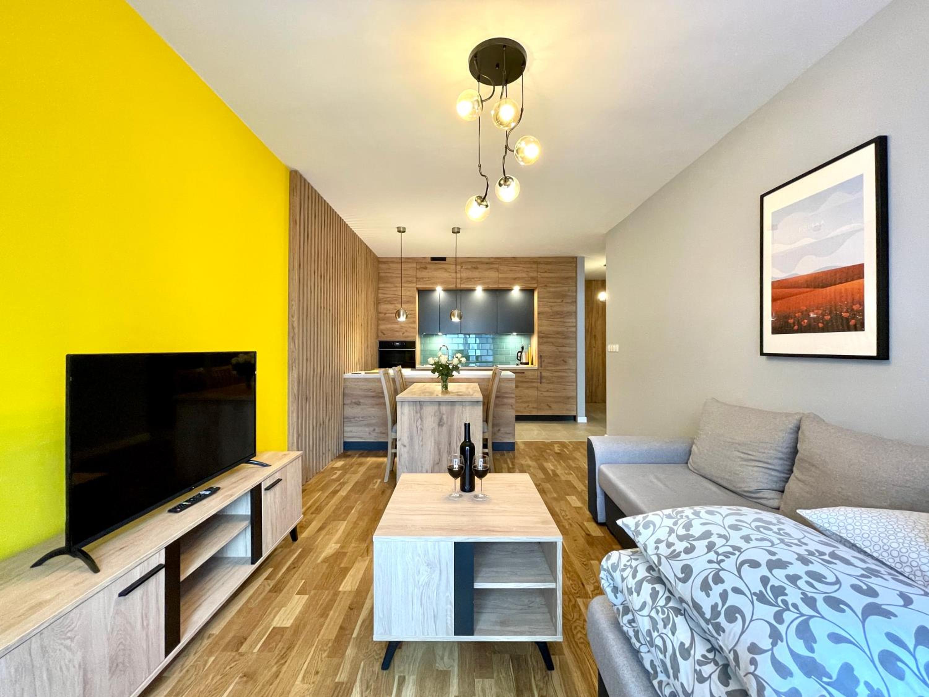 One-Bedroom Apartment - Photo 19