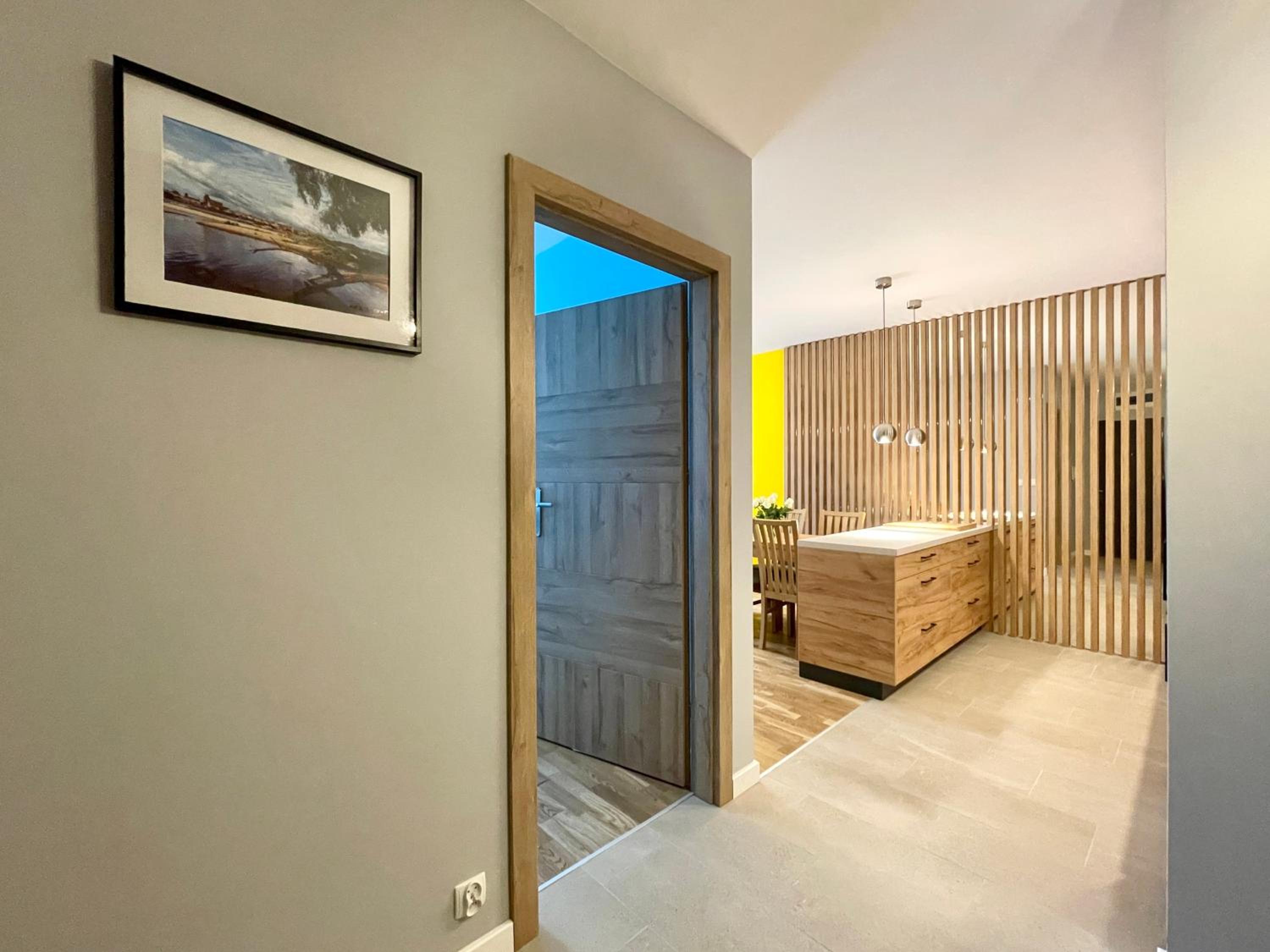 One-Bedroom Apartment - Photo 28