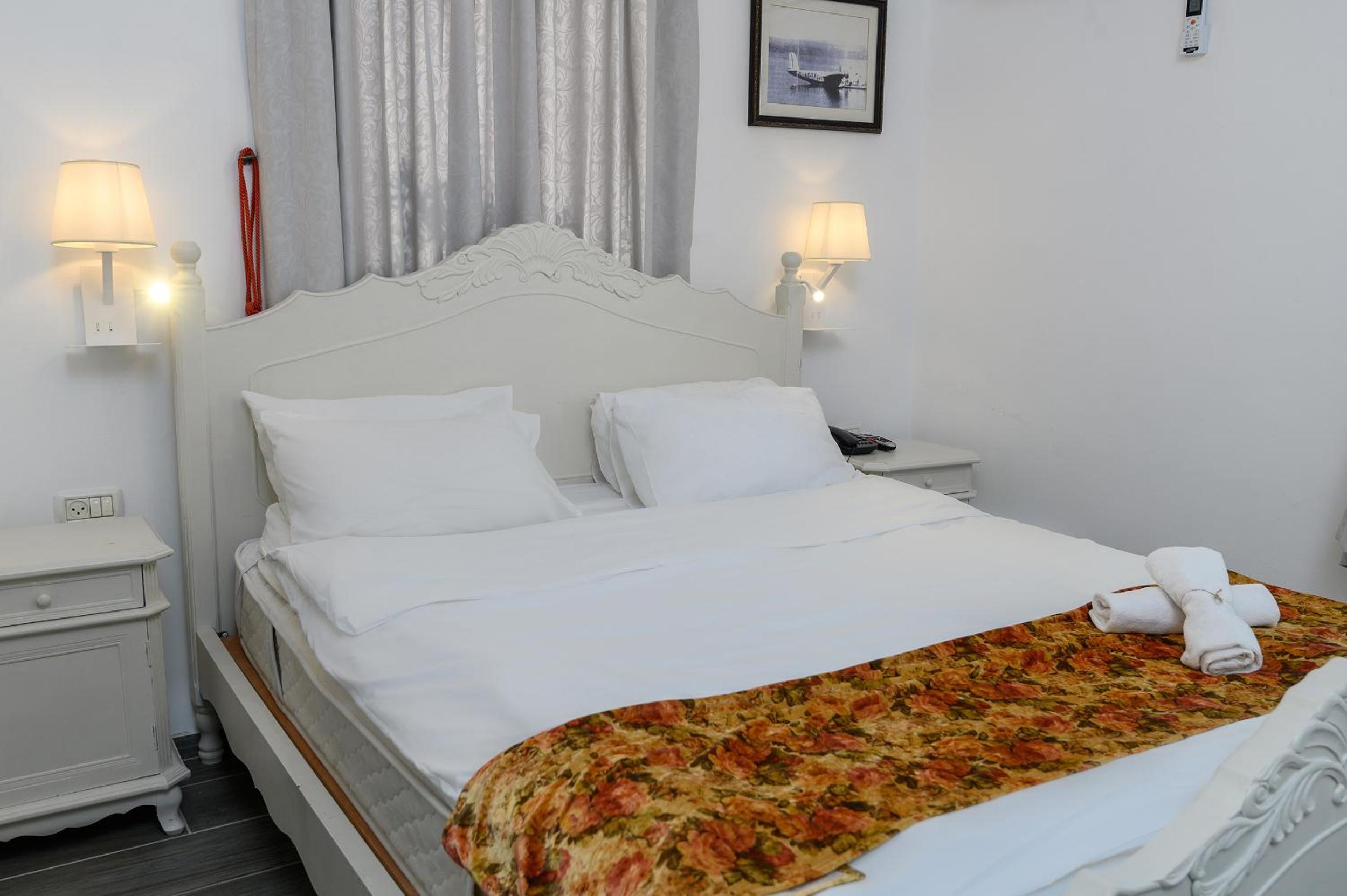 Deluxe Double Room - Photo 3