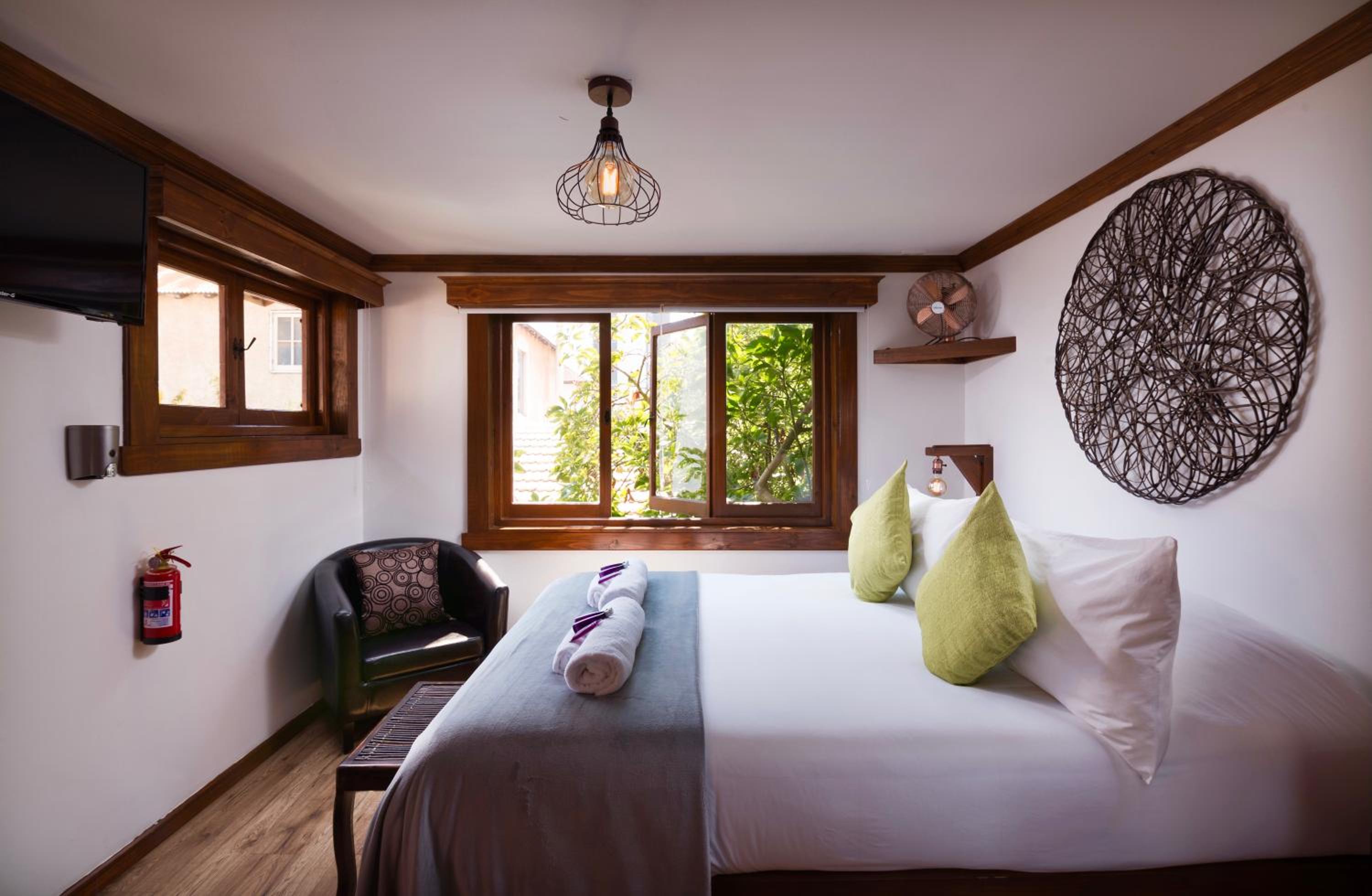 Queen Room with Garden View photo 1