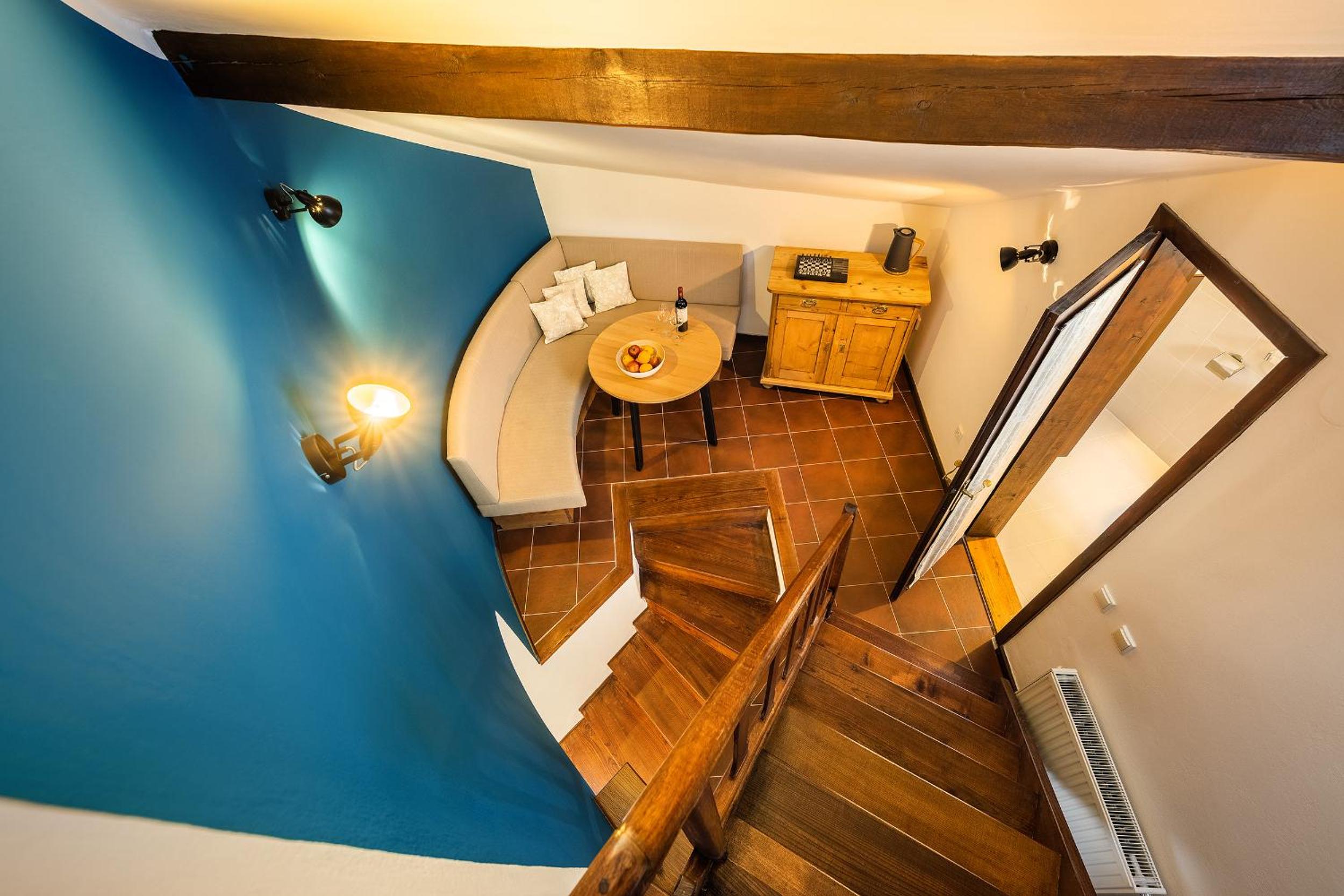Quadruple Room with Private Bathroom - Photo 3