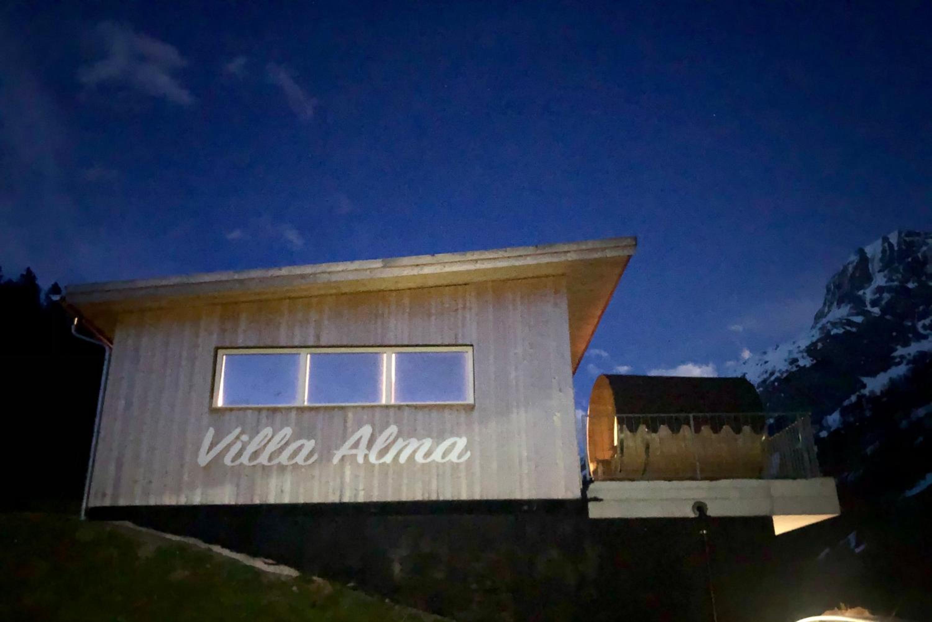 Three-Bedroom Villa - Photo 16
