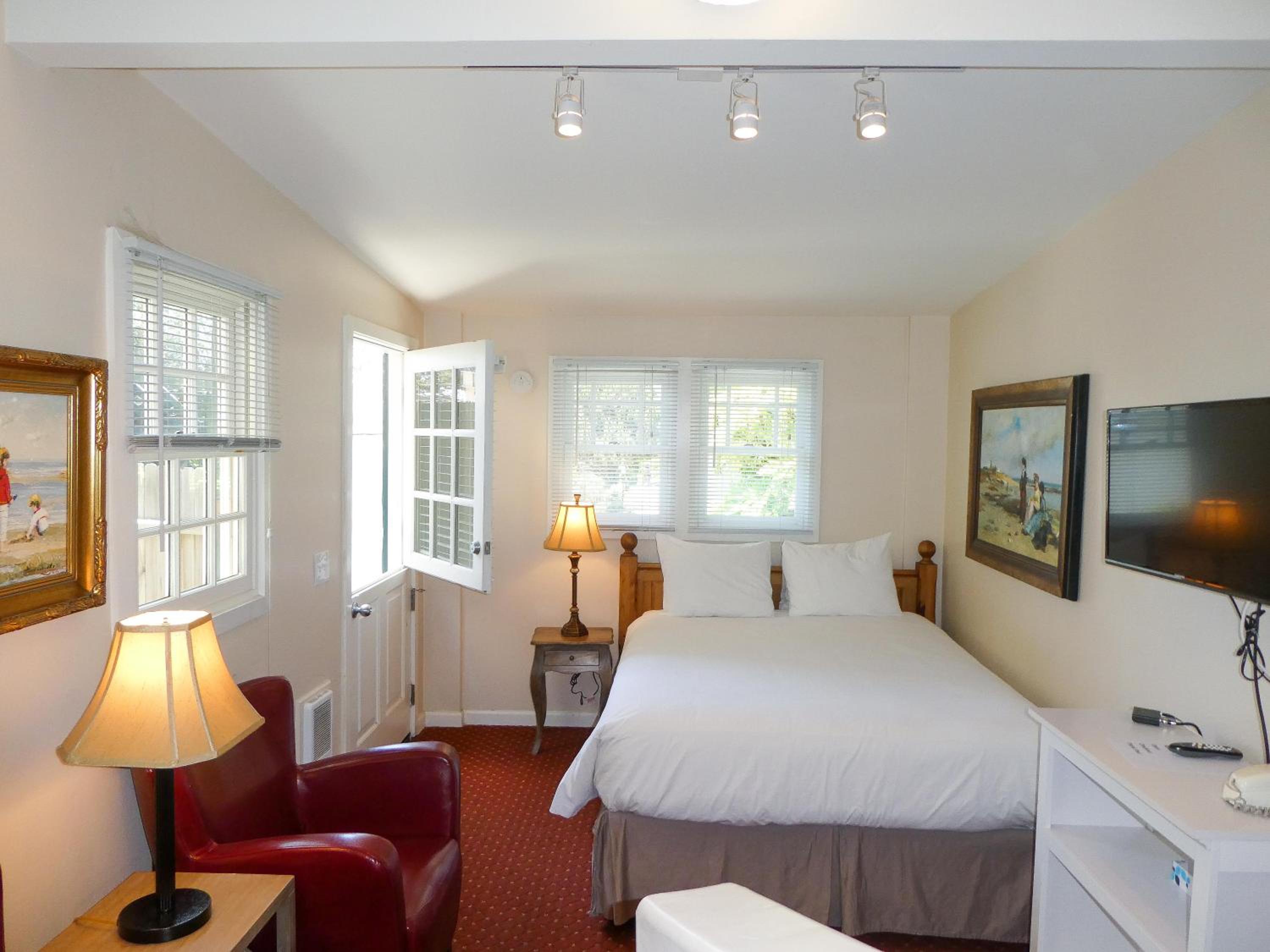 Stephenson 5 Room - No Parking photo 1