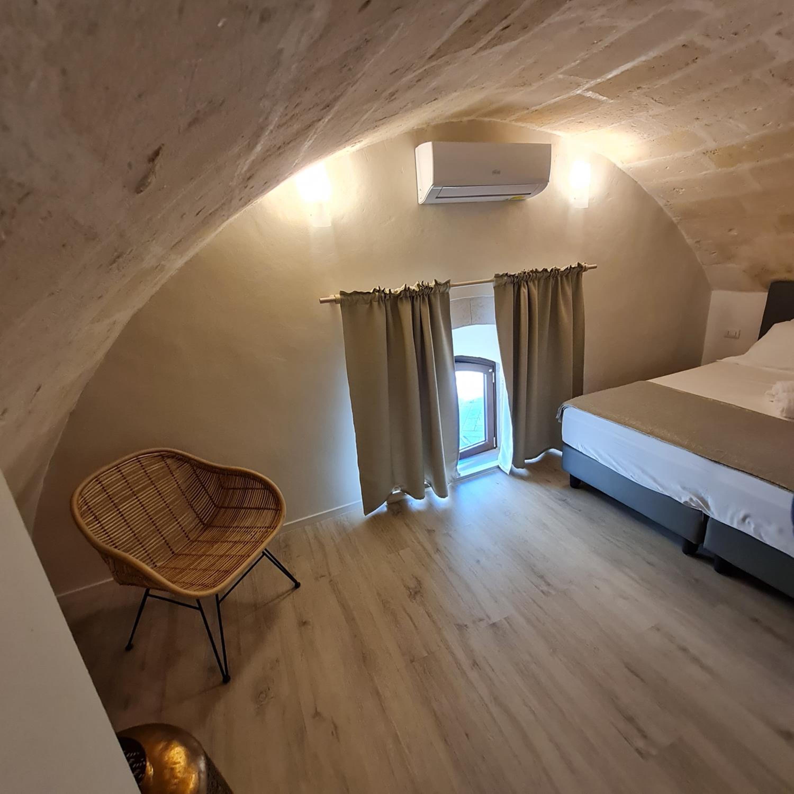 Deluxe Double or Twin Room - Photo 1