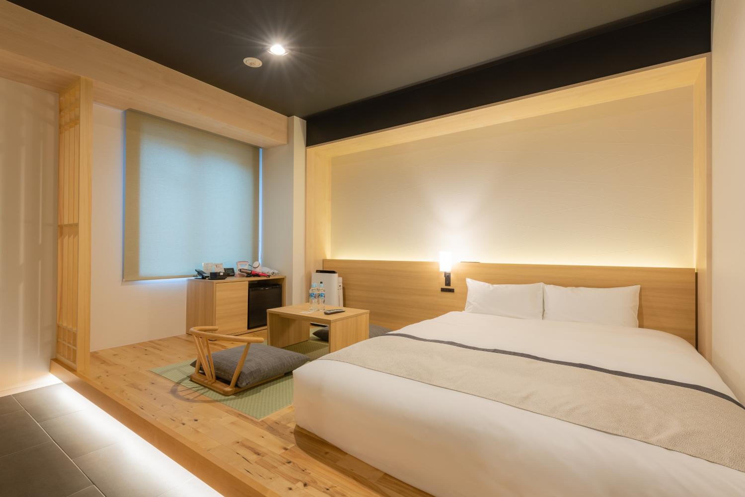 Japanese Modern Double Room photo 1