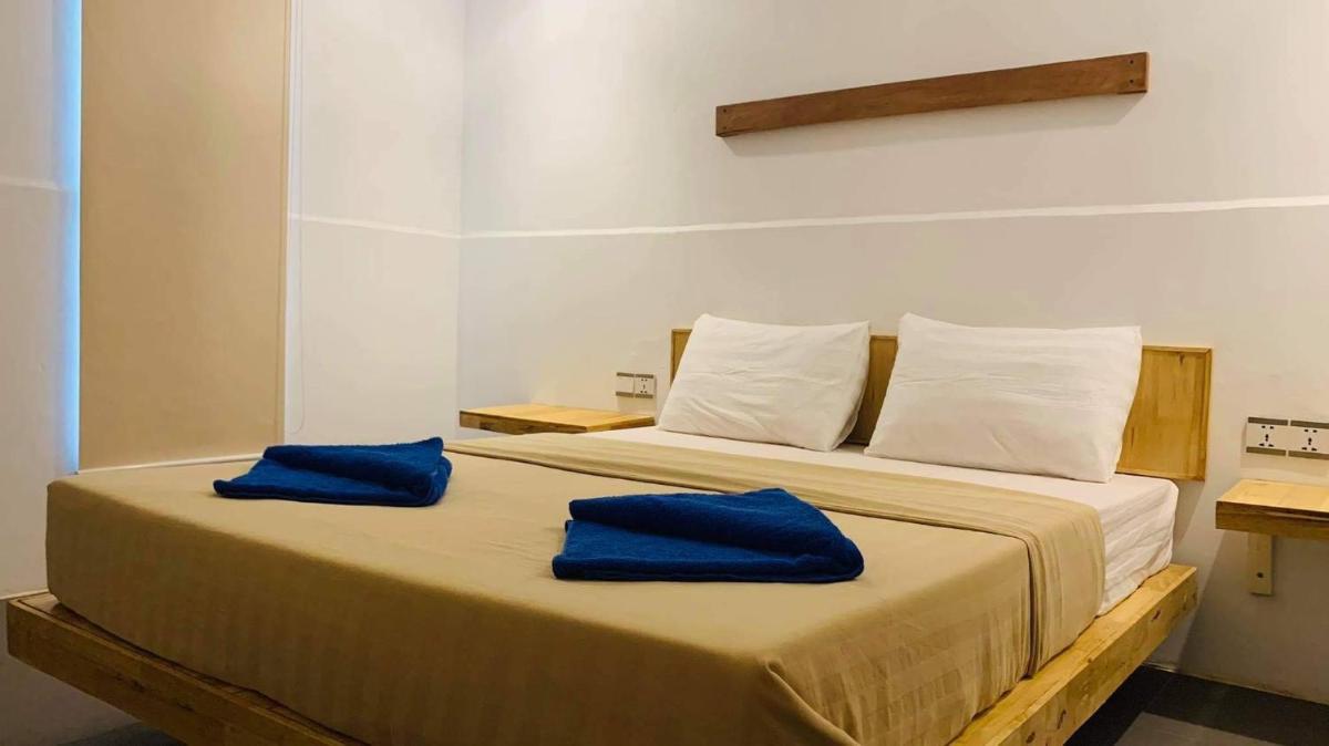Double Room with Private Bathroom - Photo 4