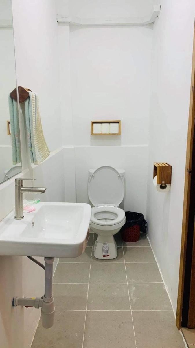 Double Room with Private Bathroom - Photo 5