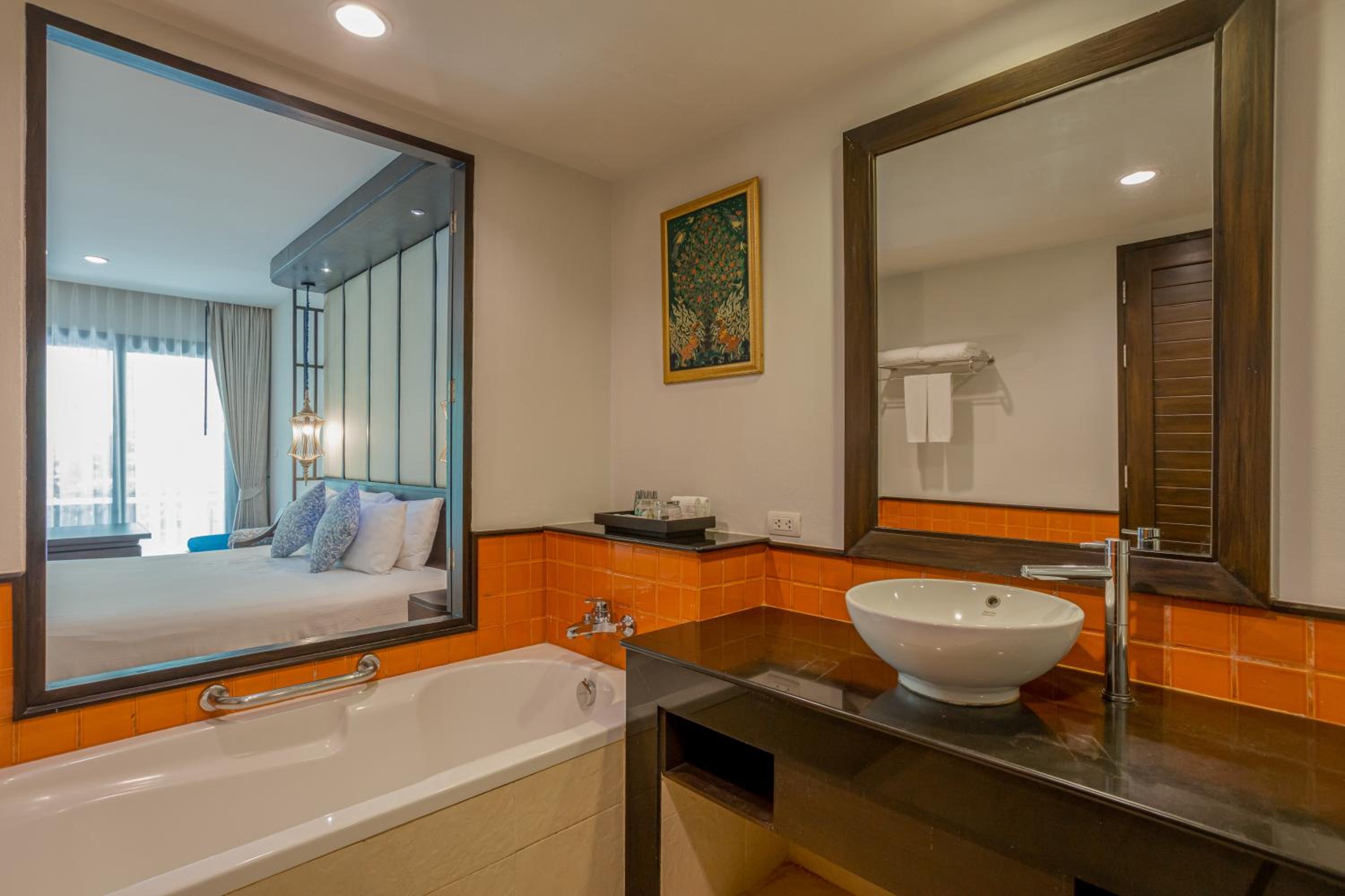 Superior Double or Twin Room - Photo 11